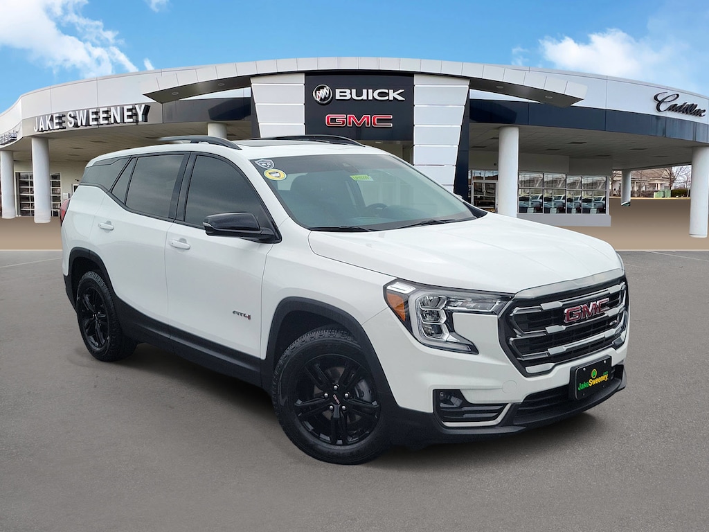 Used 2024 GMC Terrain AT4 SUV