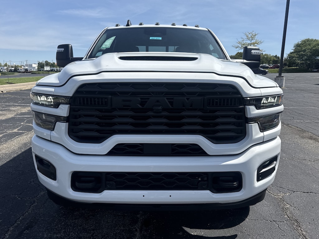 New 2027 Ram 2500 BLACK EXPRESS CREW CAB 4X4 8' BOX Pickup
