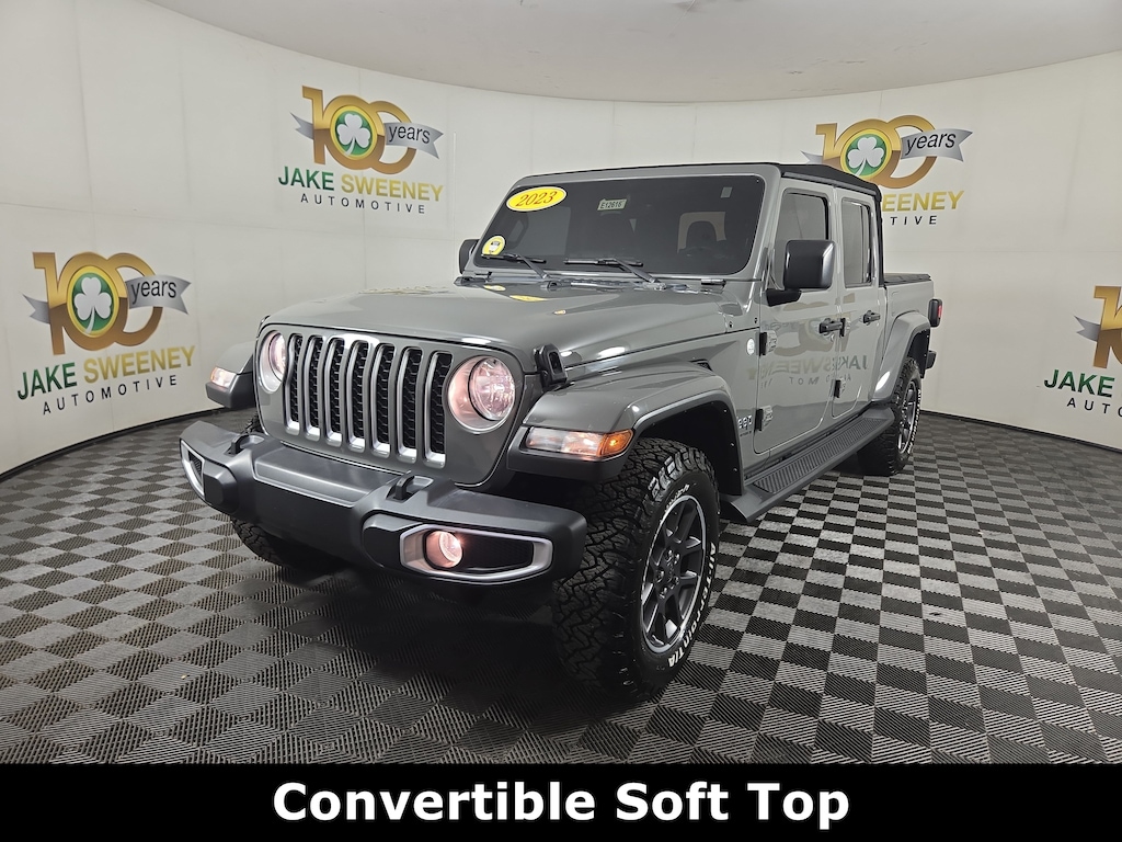 Used 2023 Jeep Gladiator Overland Truck Crew Cab