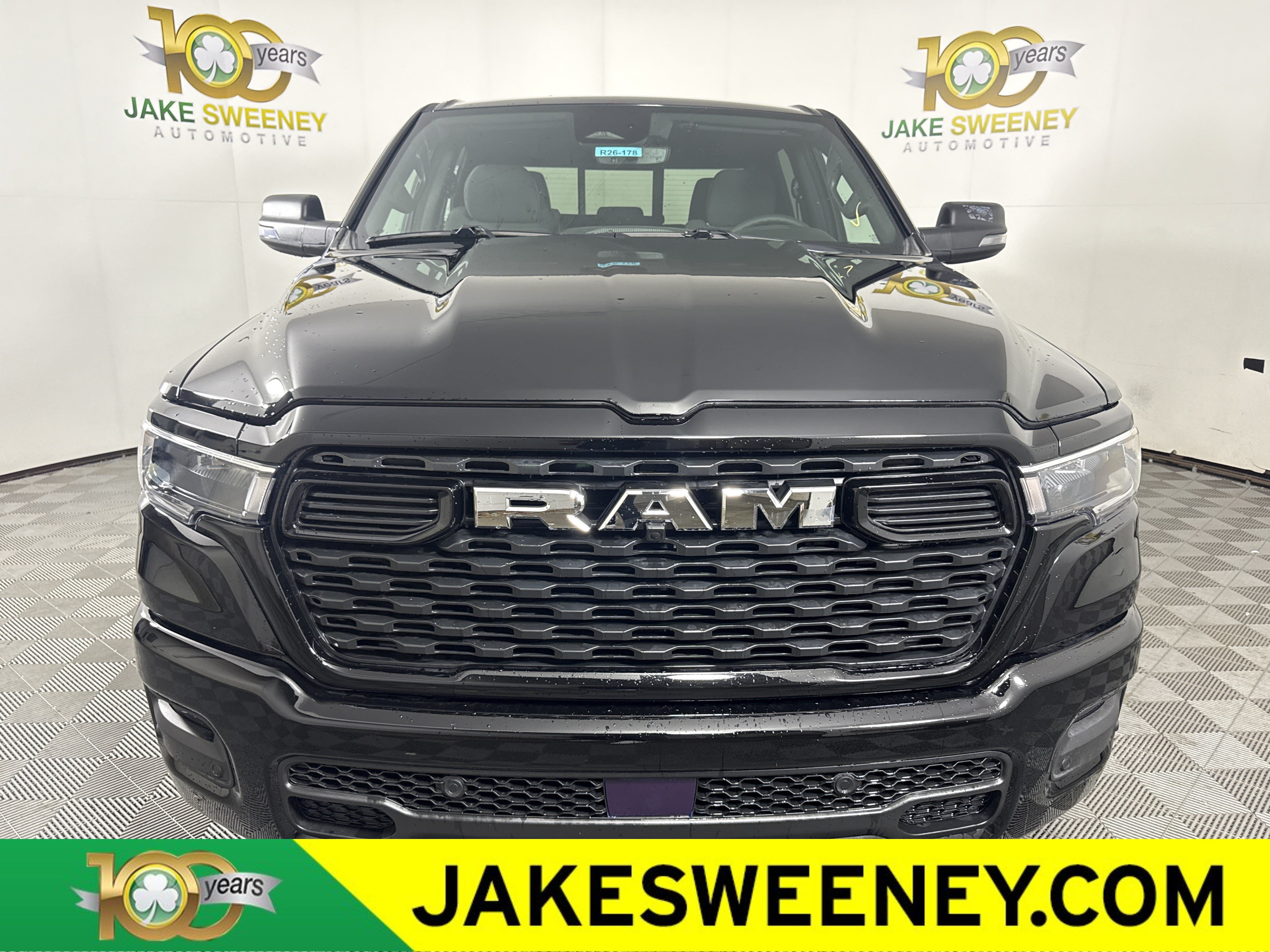 New 2026 Ram 1500 BIG HORN CREW CAB 4X4 5'7 BOX Pickup