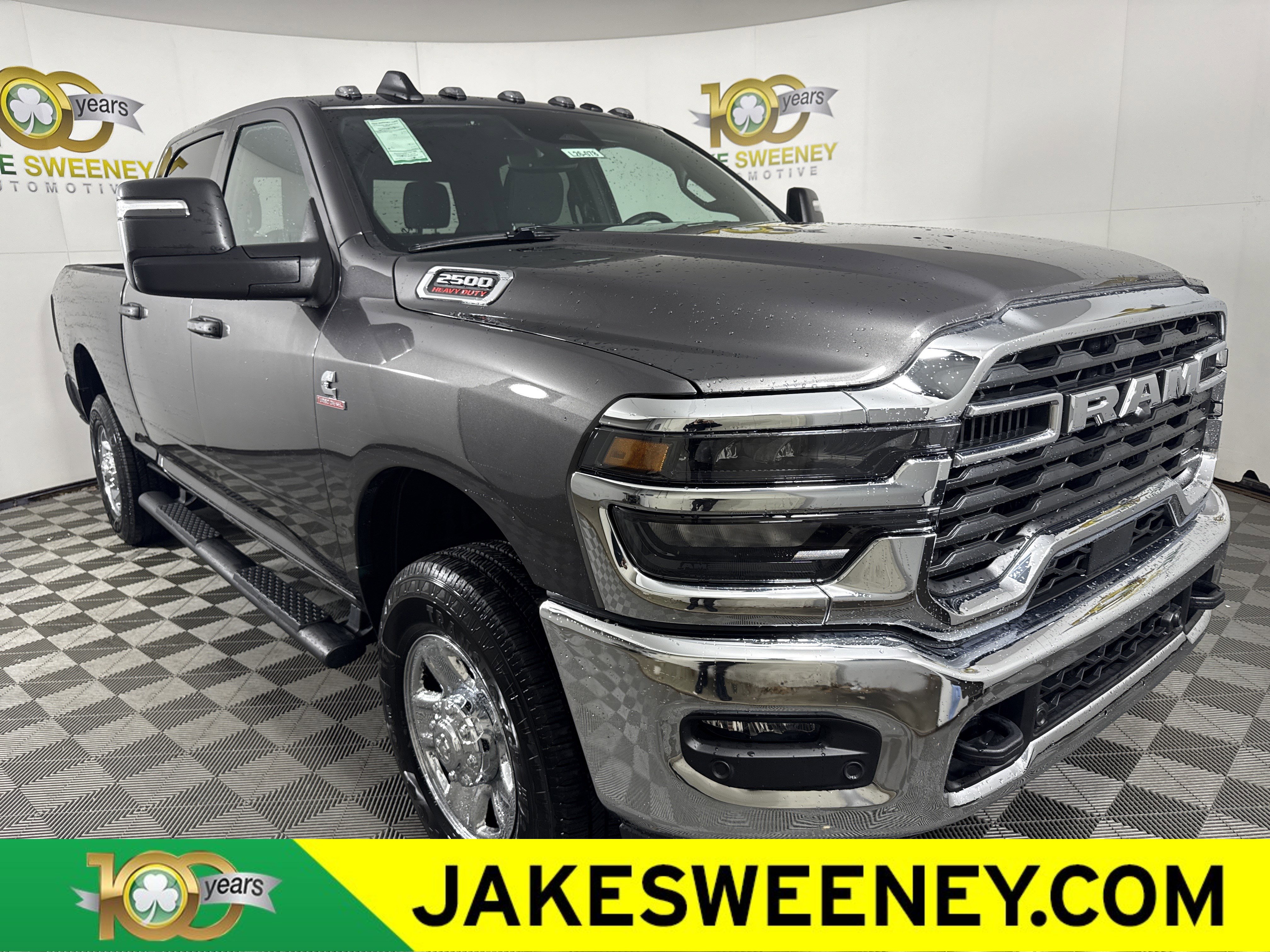 New 2026 Ram 2500 TRADESMAN CREW CAB 4X4 6'4 BOX Pickup