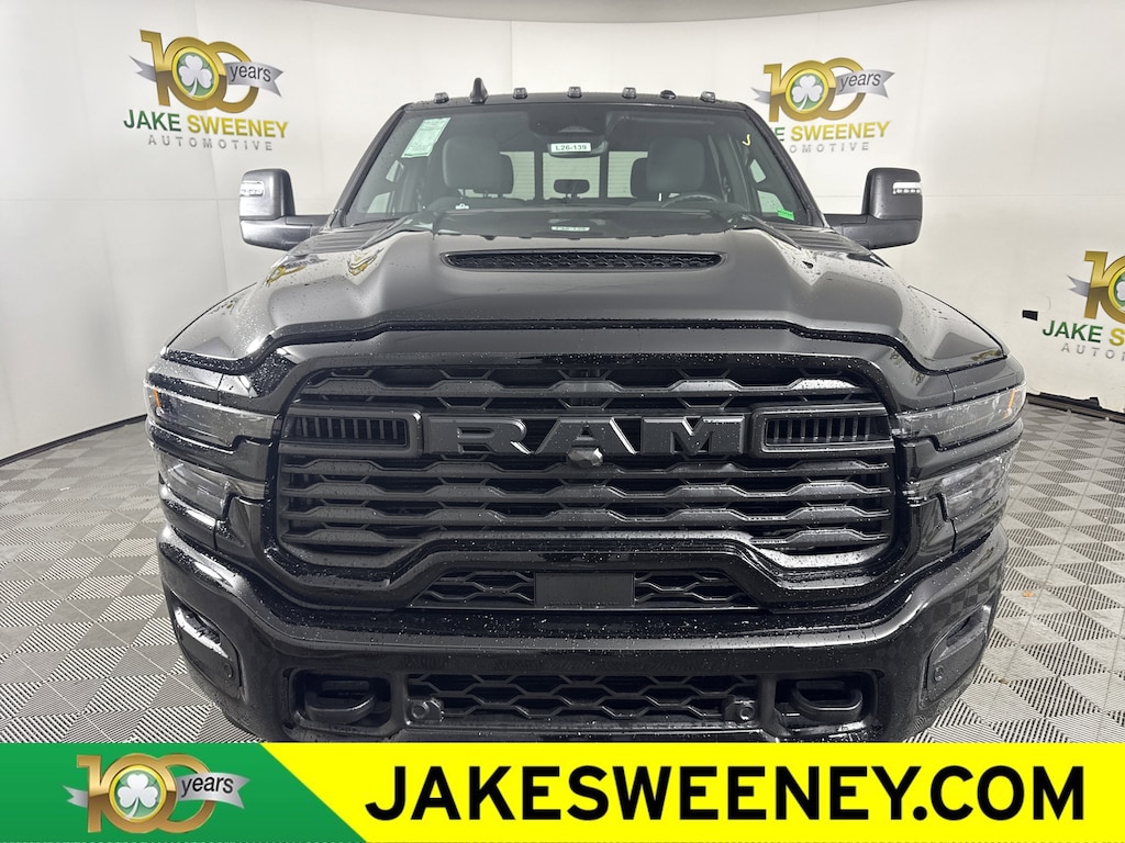 New 2026 Ram 2500 BLACK EXPRESS CREW CAB 4X4 6'4 BOX Pickup