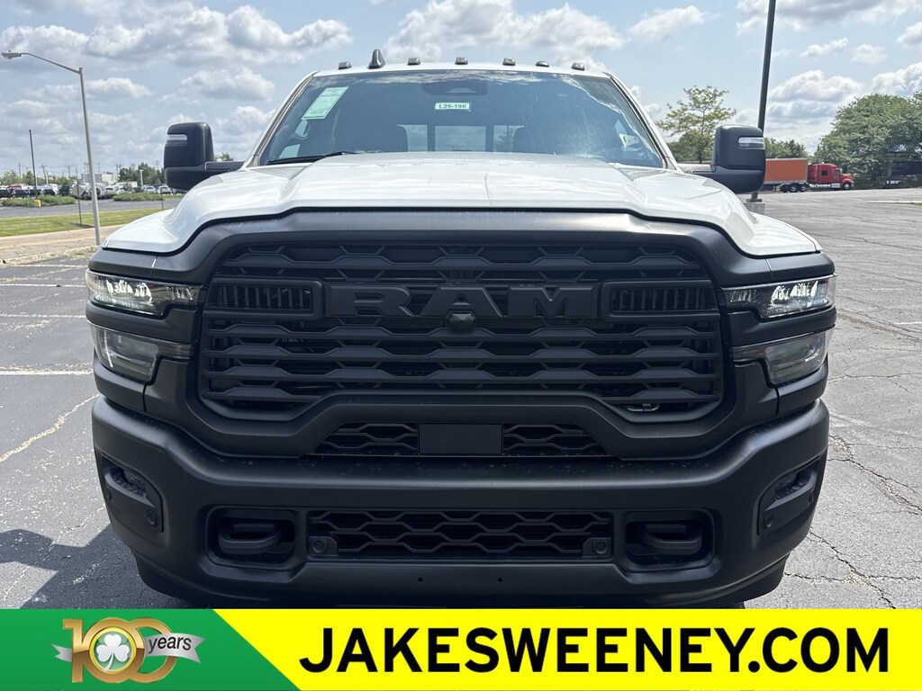 New 2026 Ram 2500 TRADESMAN CREW CAB 4X4 8' BOX Pickup