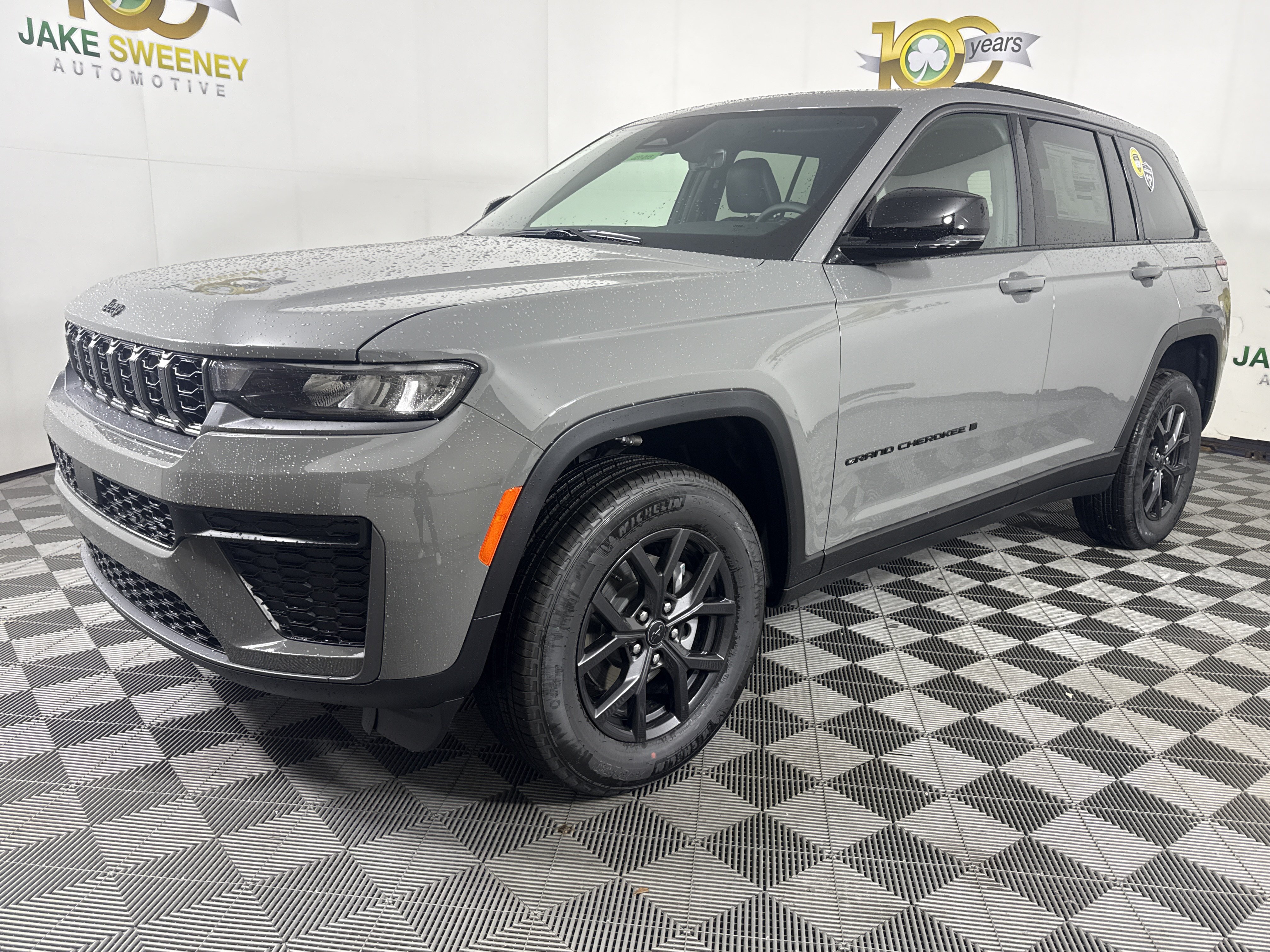 New 2027 Jeep Grand Cherokee LAREDO ALTITUDE 4X4 Sport Utility