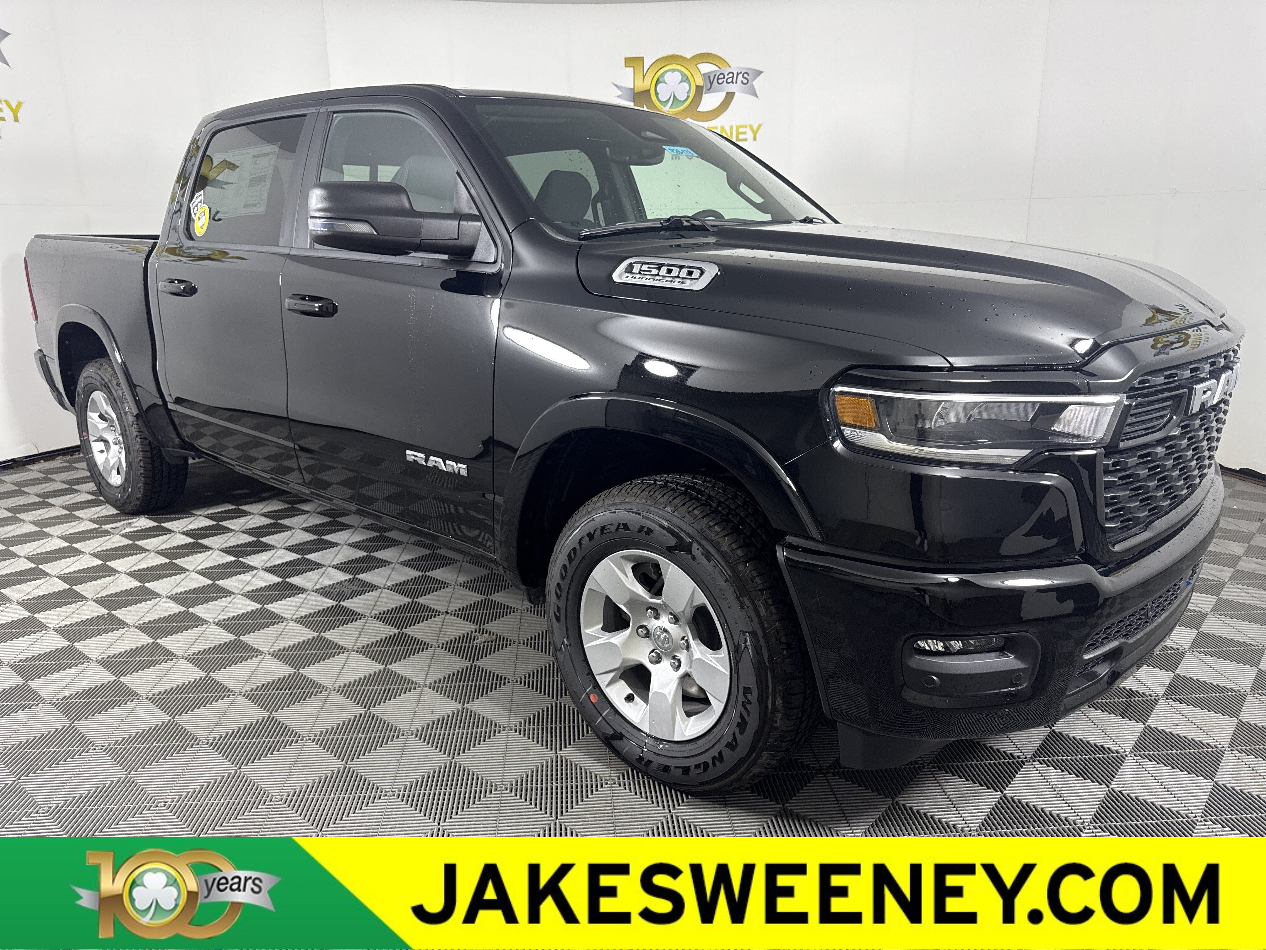 New 2026 Ram 1500 BIG HORN CREW CAB 4X4 5'7 BOX Pickup