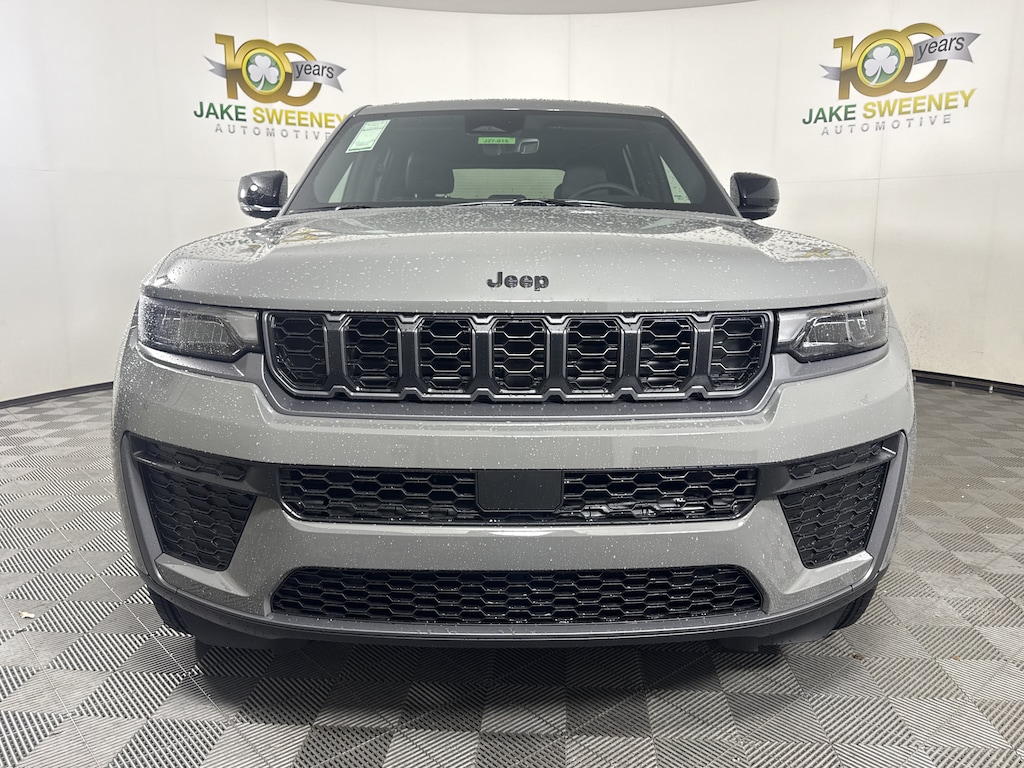 New 2027 Jeep Grand Cherokee LAREDO ALTITUDE 4X4 Sport Utility