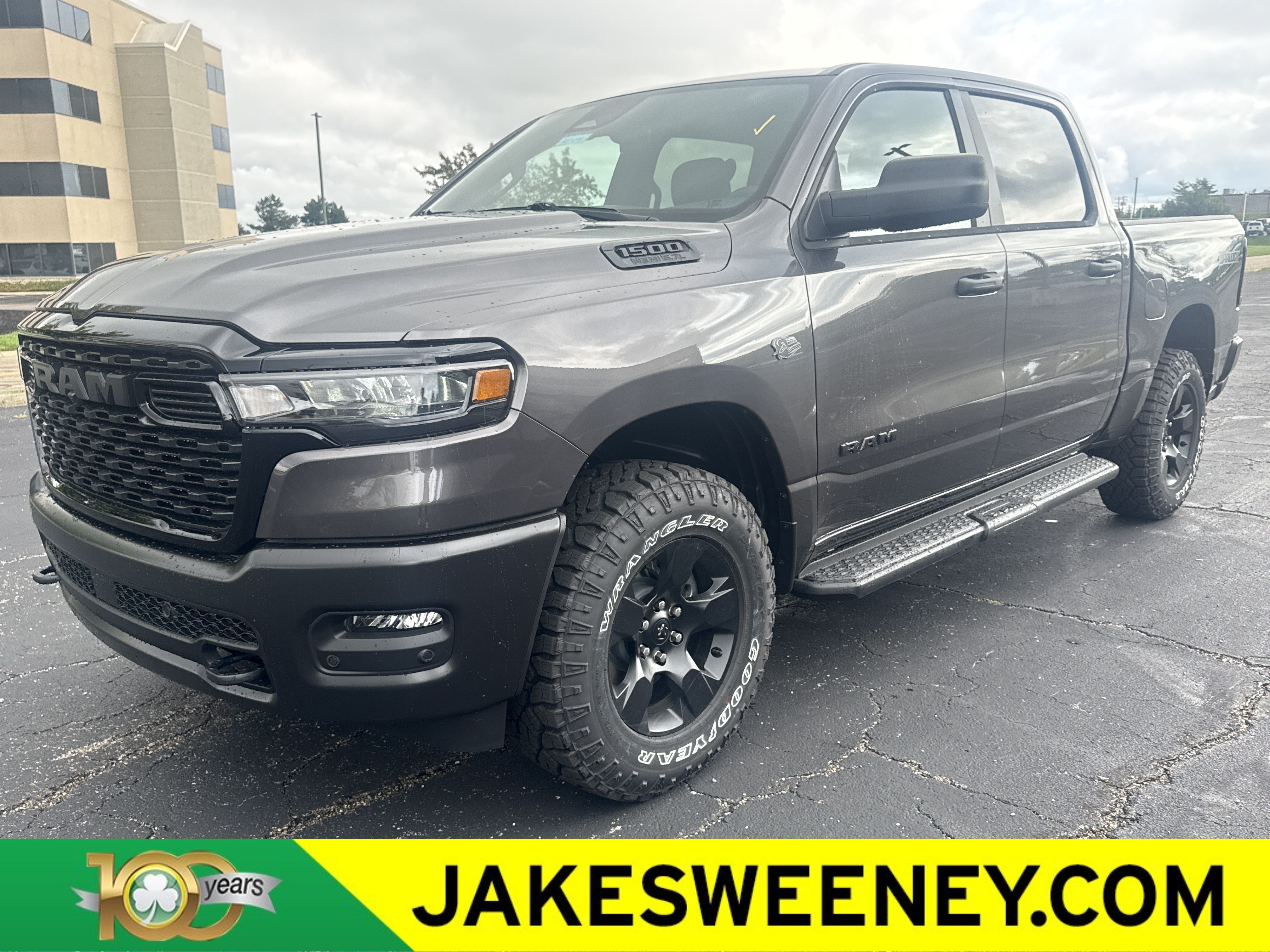 New 2027 Ram 1500 WARLOCK CREW CAB 4X4 5'7 BOX Pickup