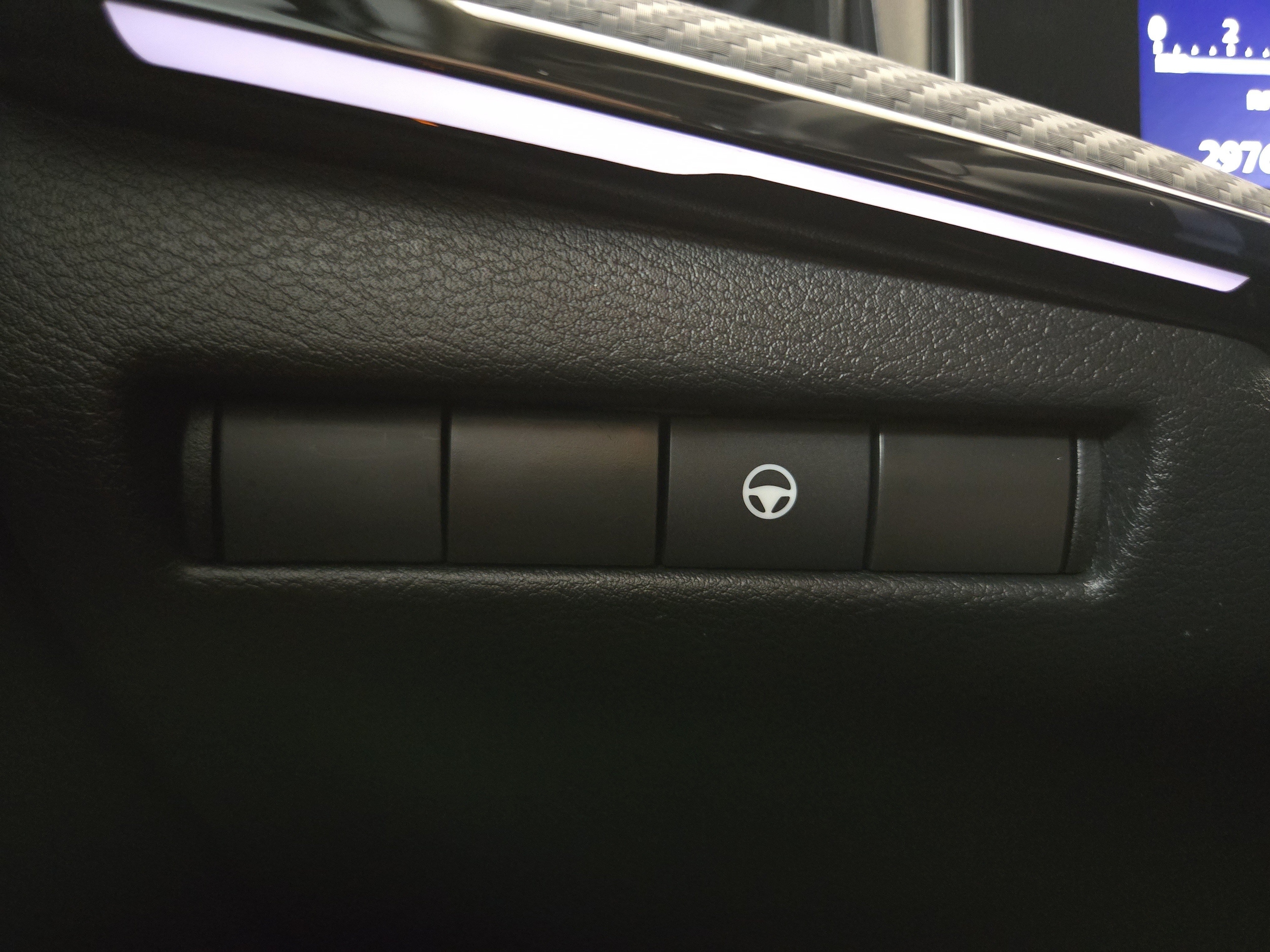 2025 Nissan Kicks SR AWD - Photo 24