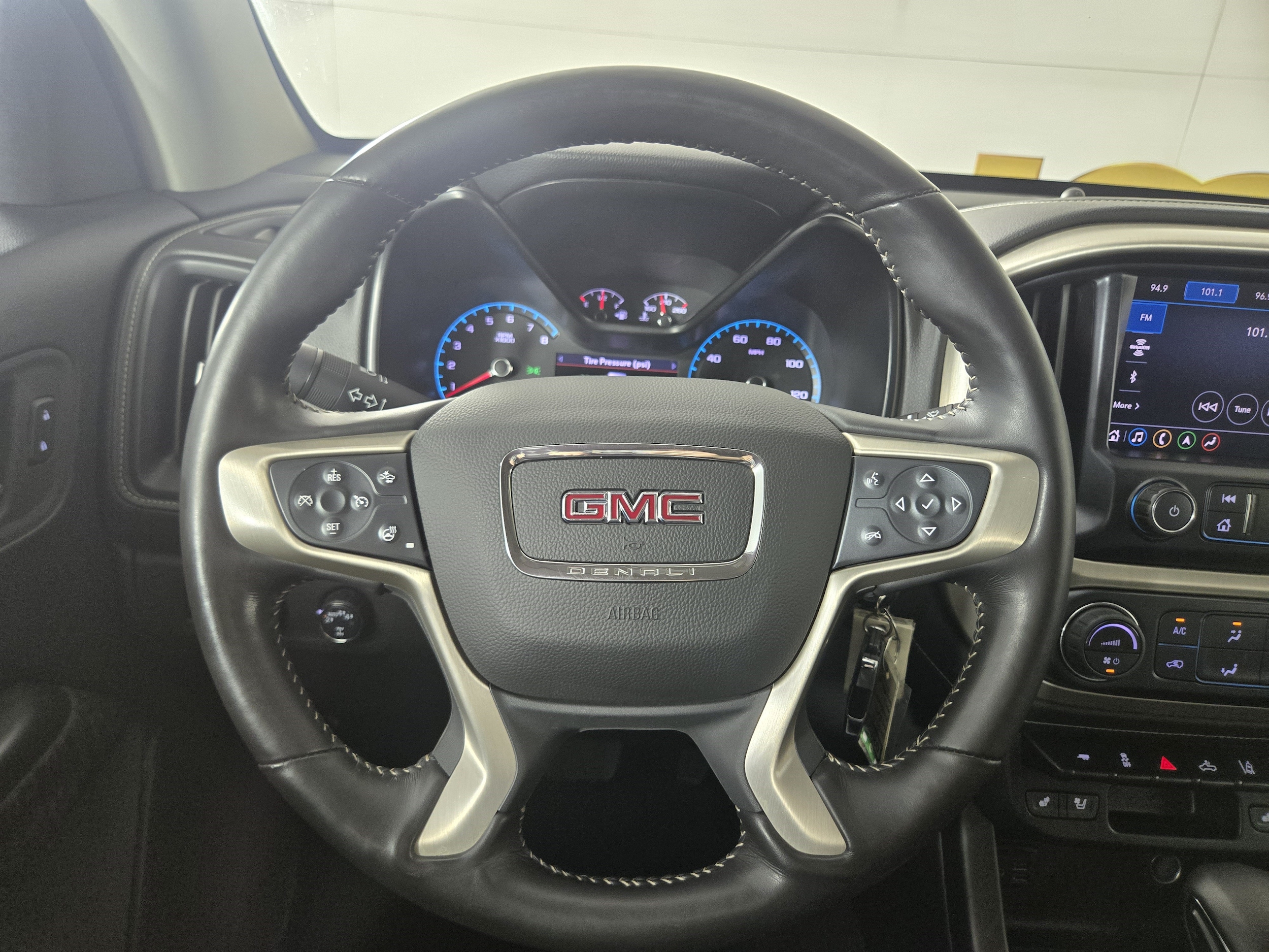 2022 GMC Canyon Denali - Photo 14