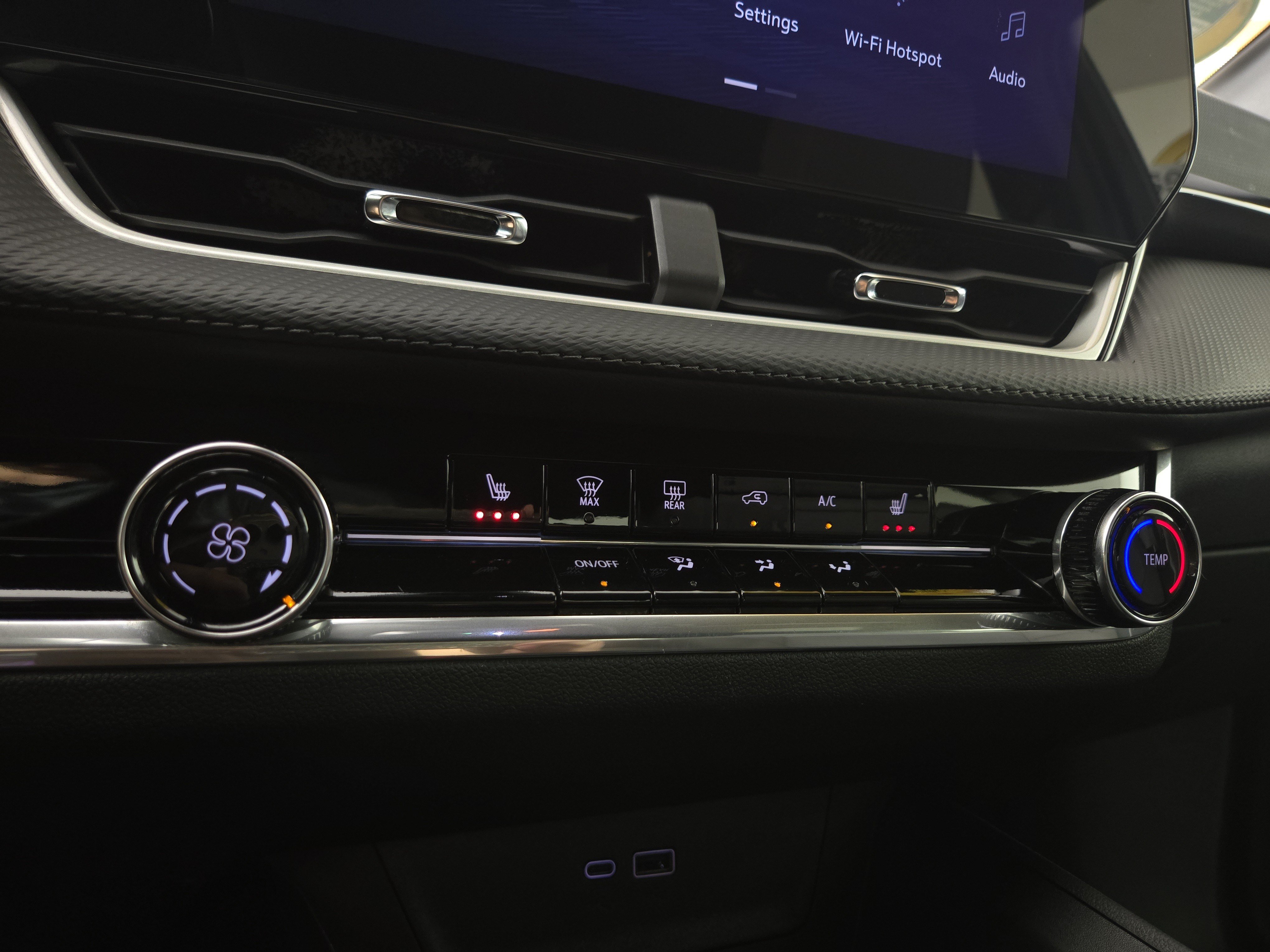 2026 Chevrolet Equinox LT - Photo 27