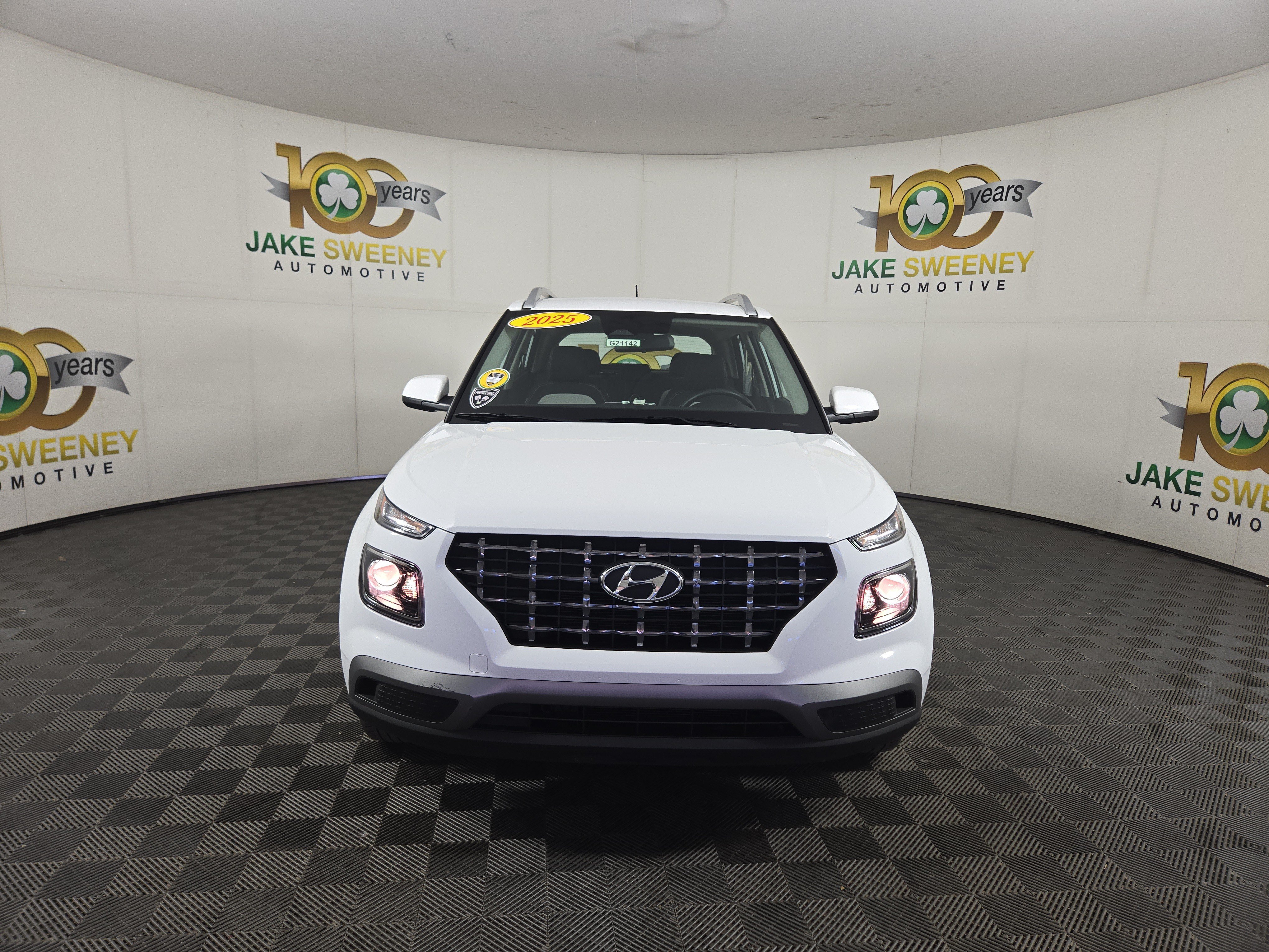 Used 2025 Hyundai Venue SEL SUV