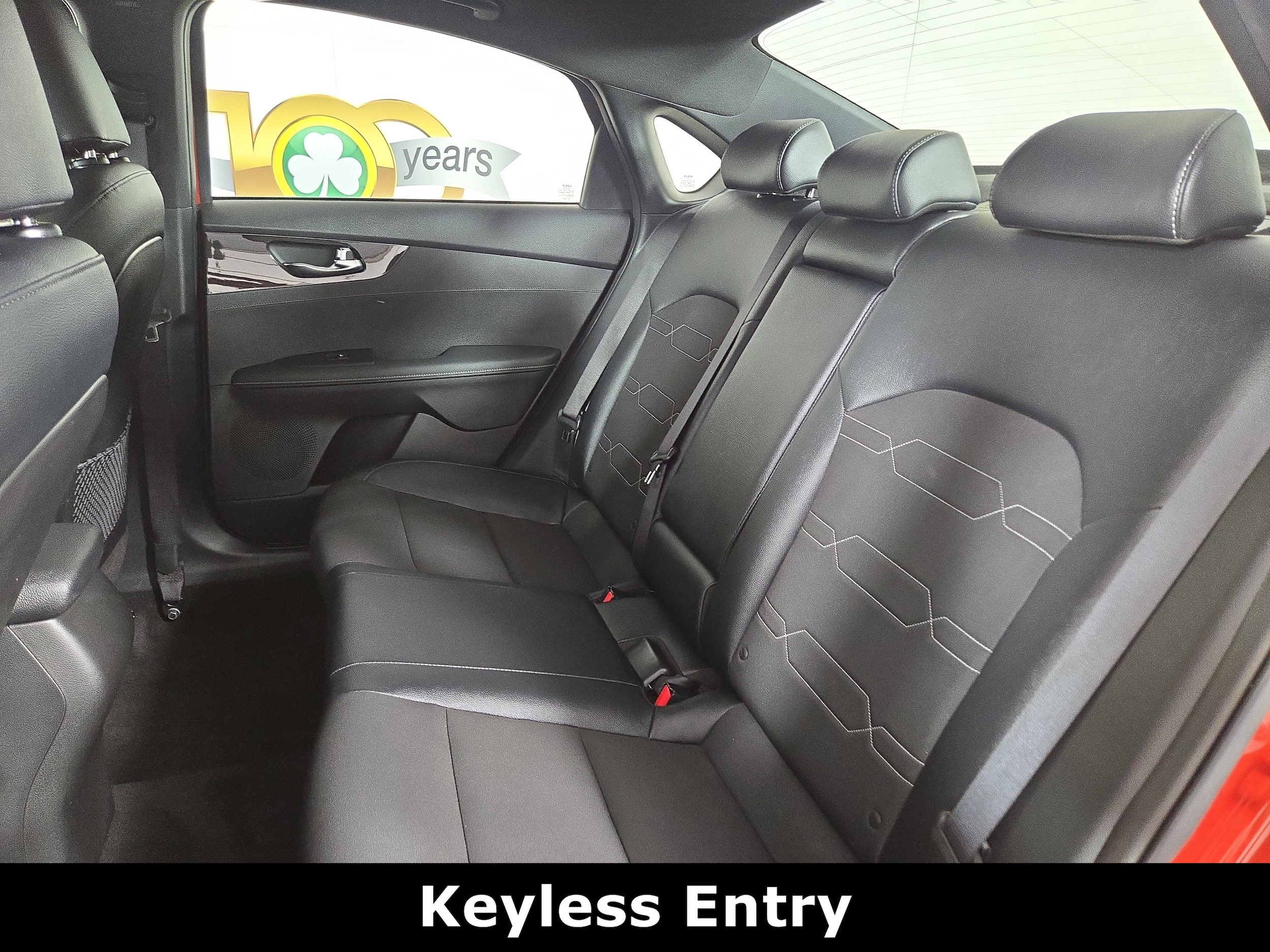 2024 Kia Forte GT-Line - Photo 12
