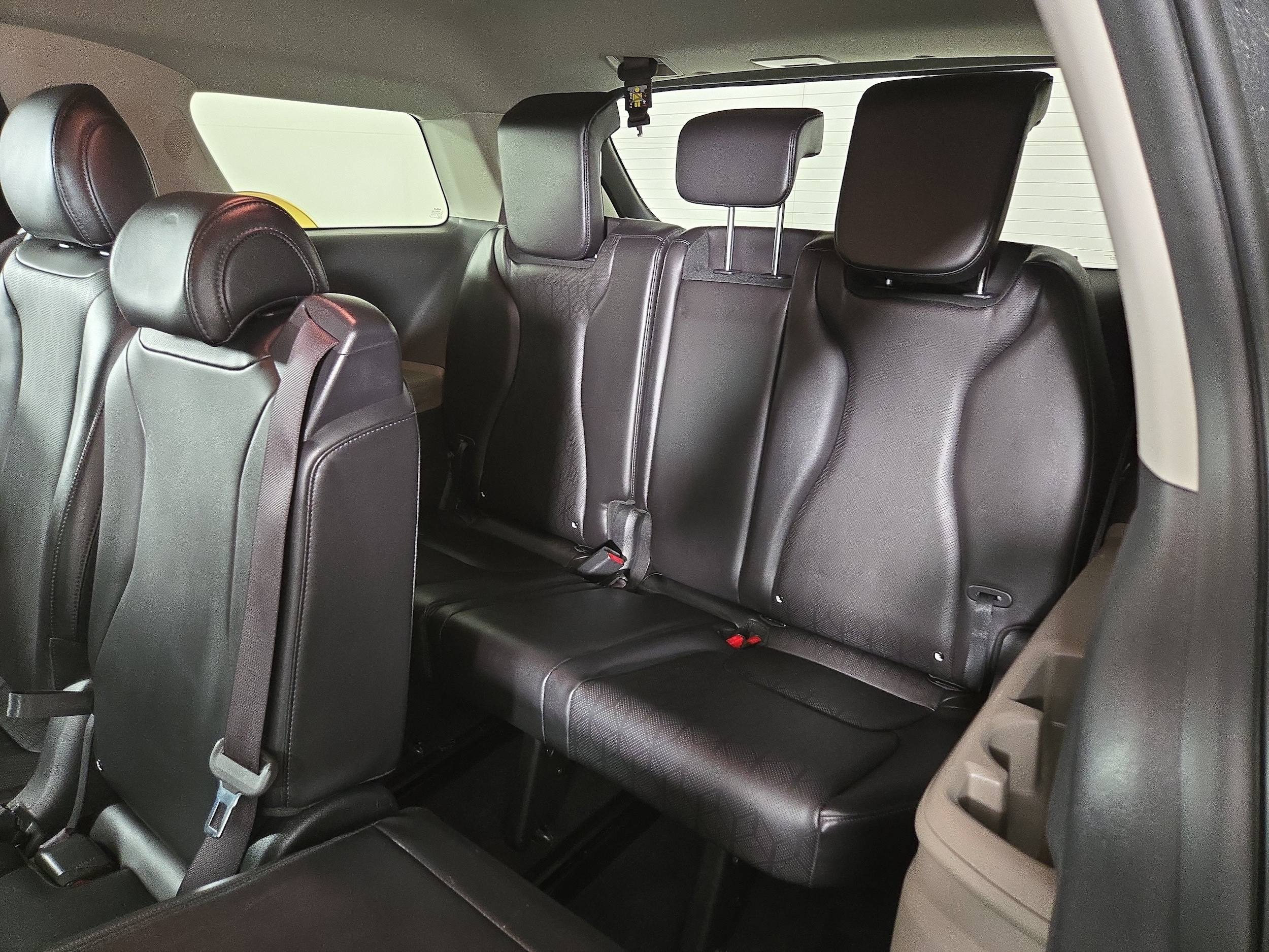 2025 Kia Carnival LXS - Photo 13