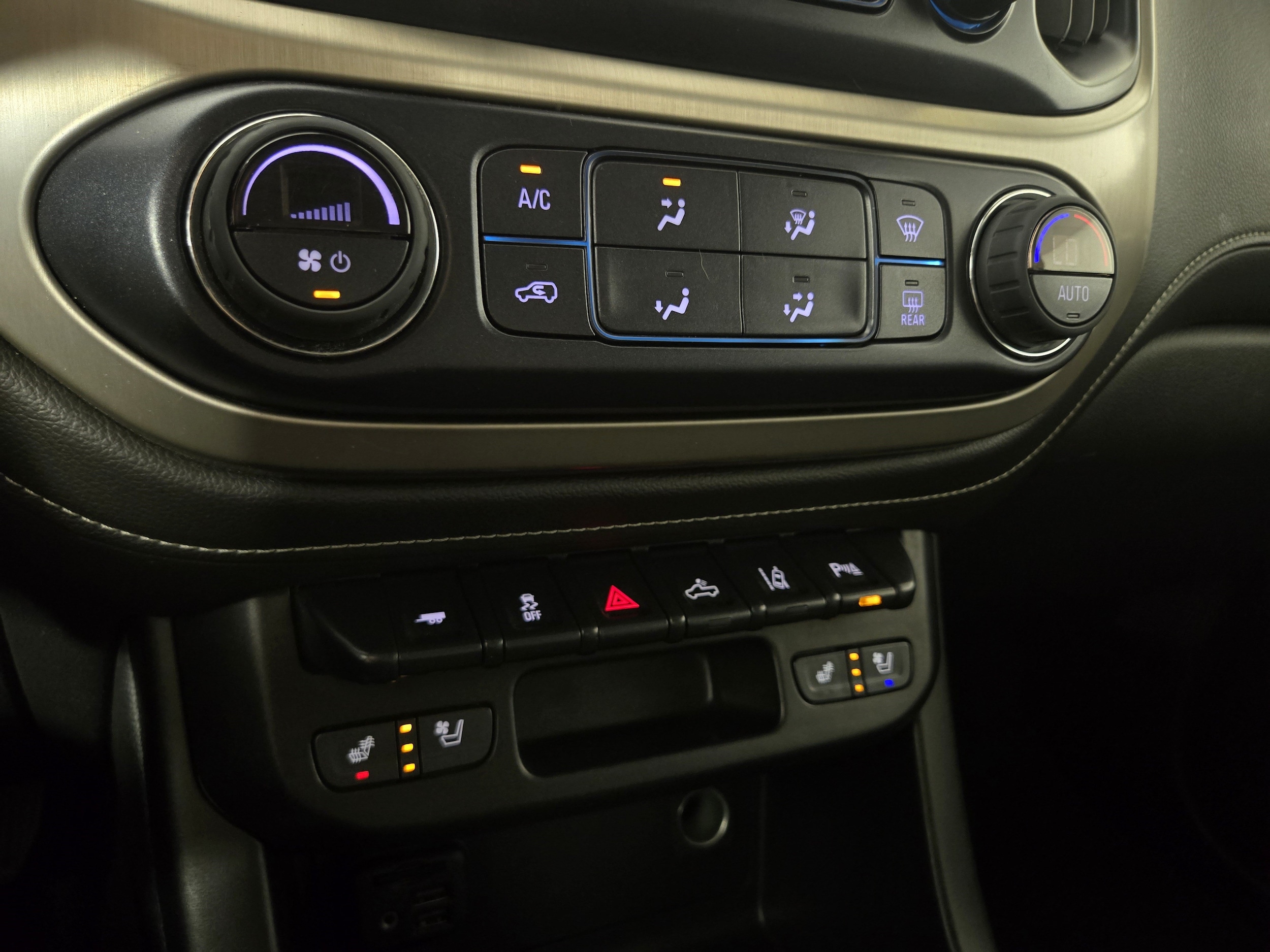 2022 GMC Canyon Denali - Photo 27
