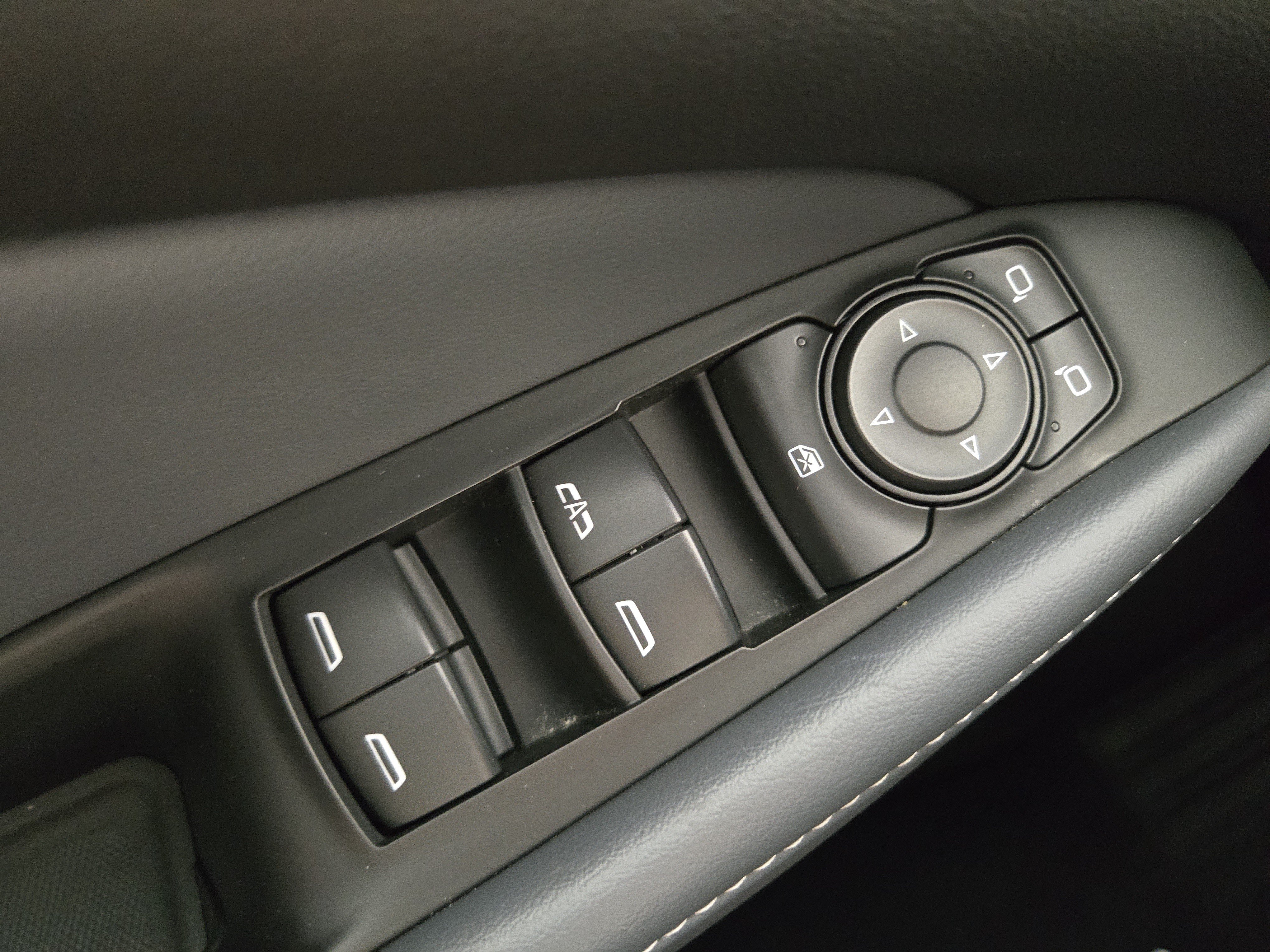 2024 Buick Enclave Essence - Photo 27