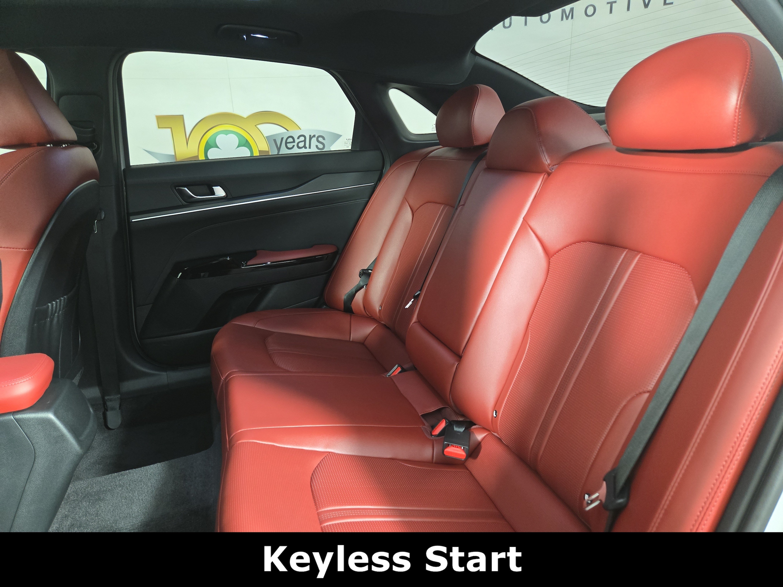2025 Kia K5 GT-Line - Photo 11