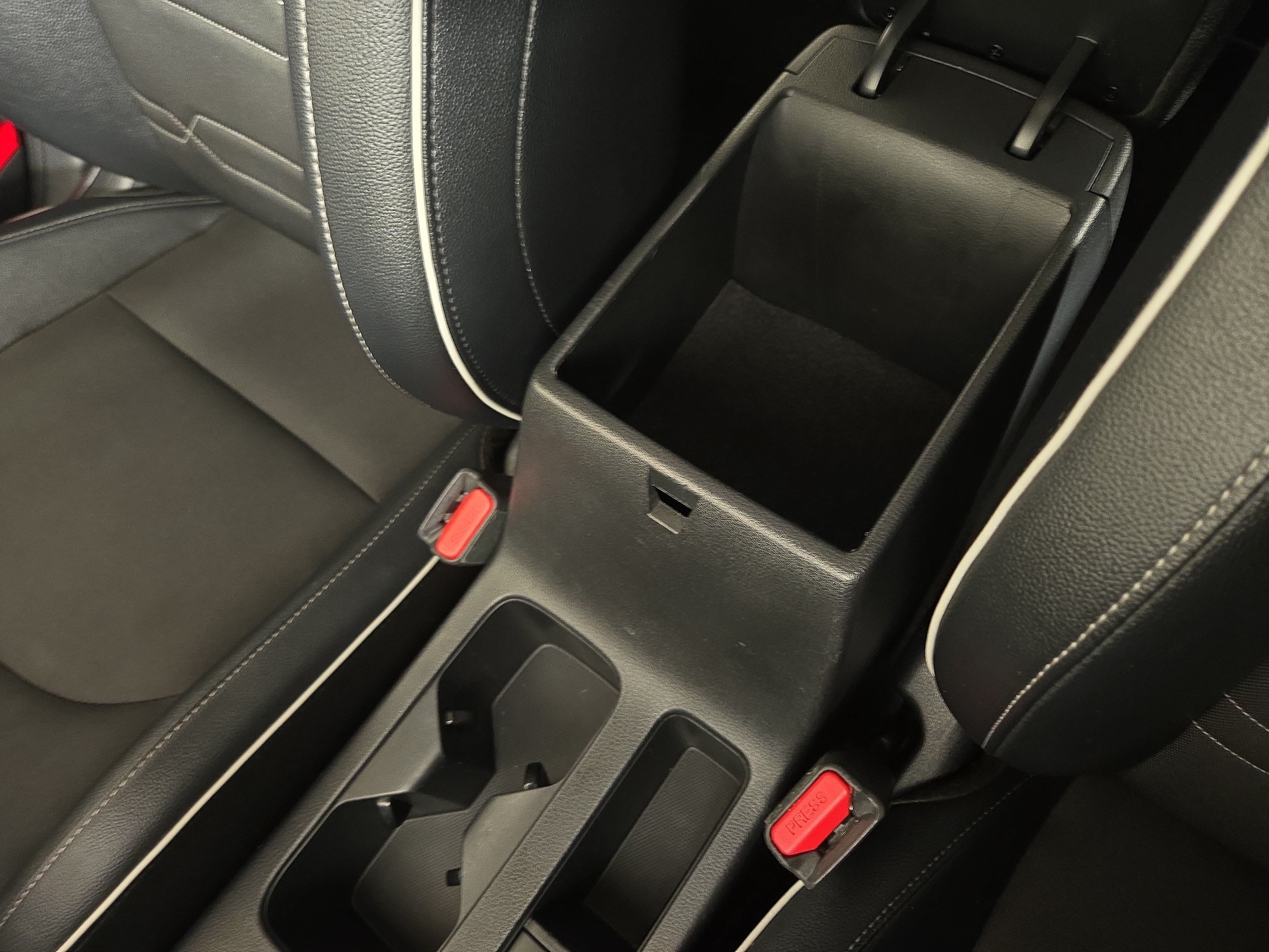 2024 Kia Forte GT-Line - Photo 30
