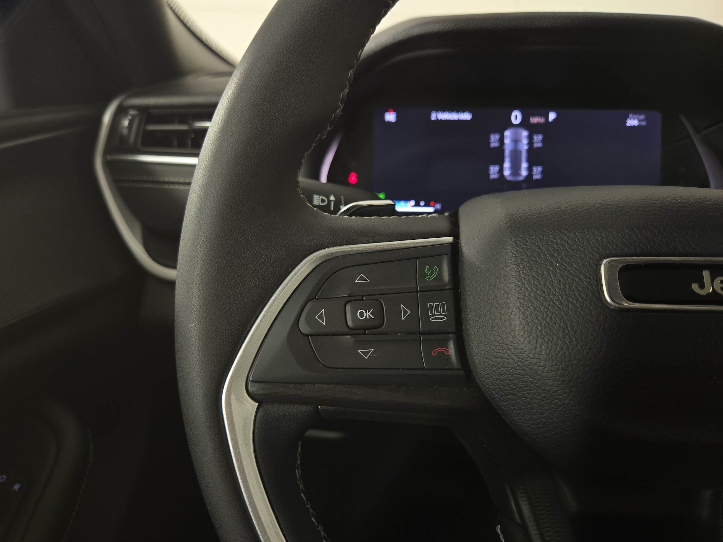 2024 Jeep Grand Cherokee Altitude - Photo 15