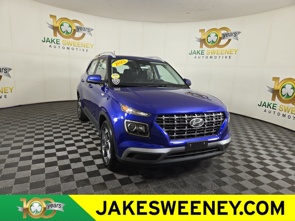 Used 2025 Hyundai Venue SEL SUV