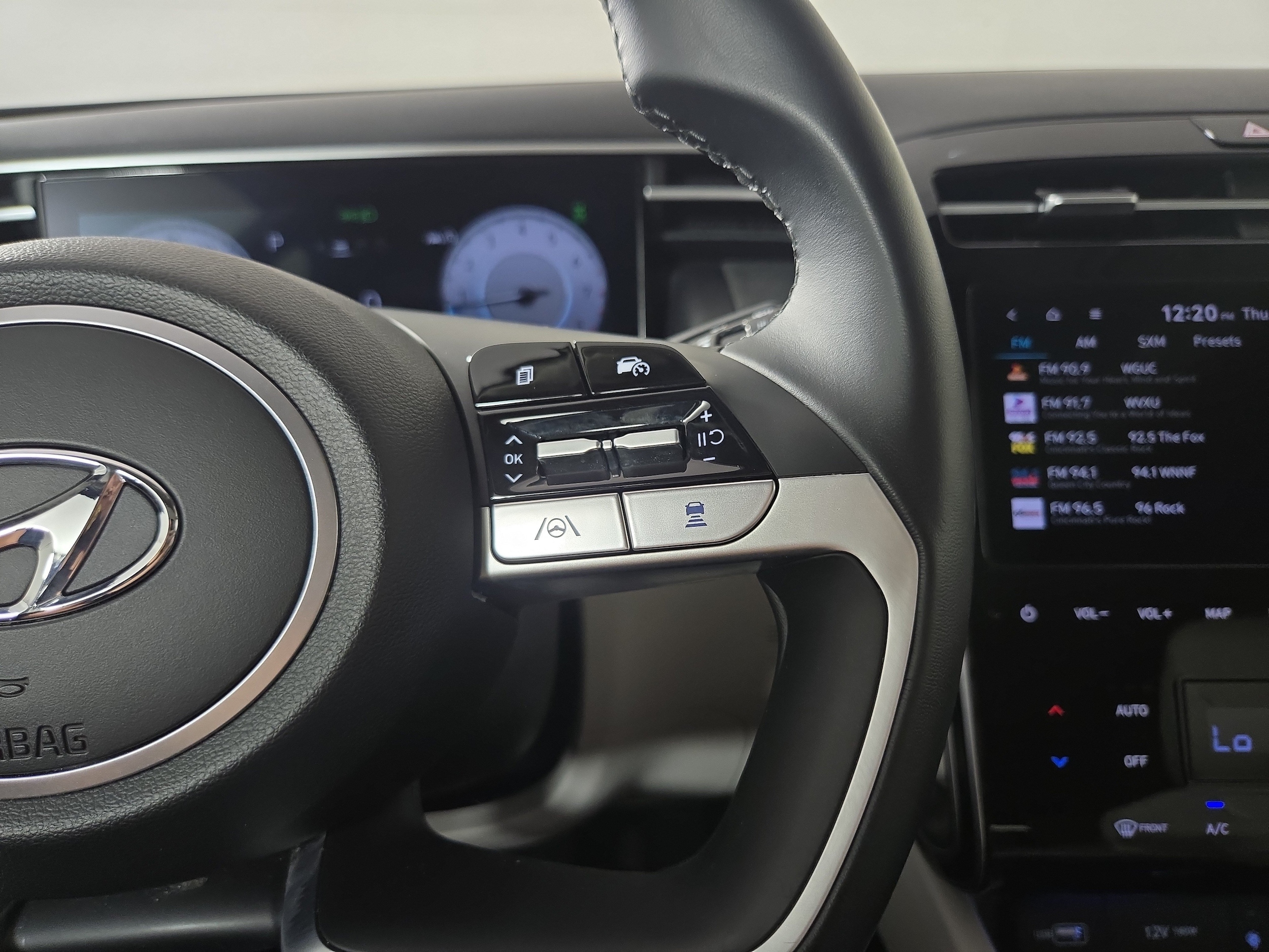2024 Hyundai Tucson SEL - Photo 16