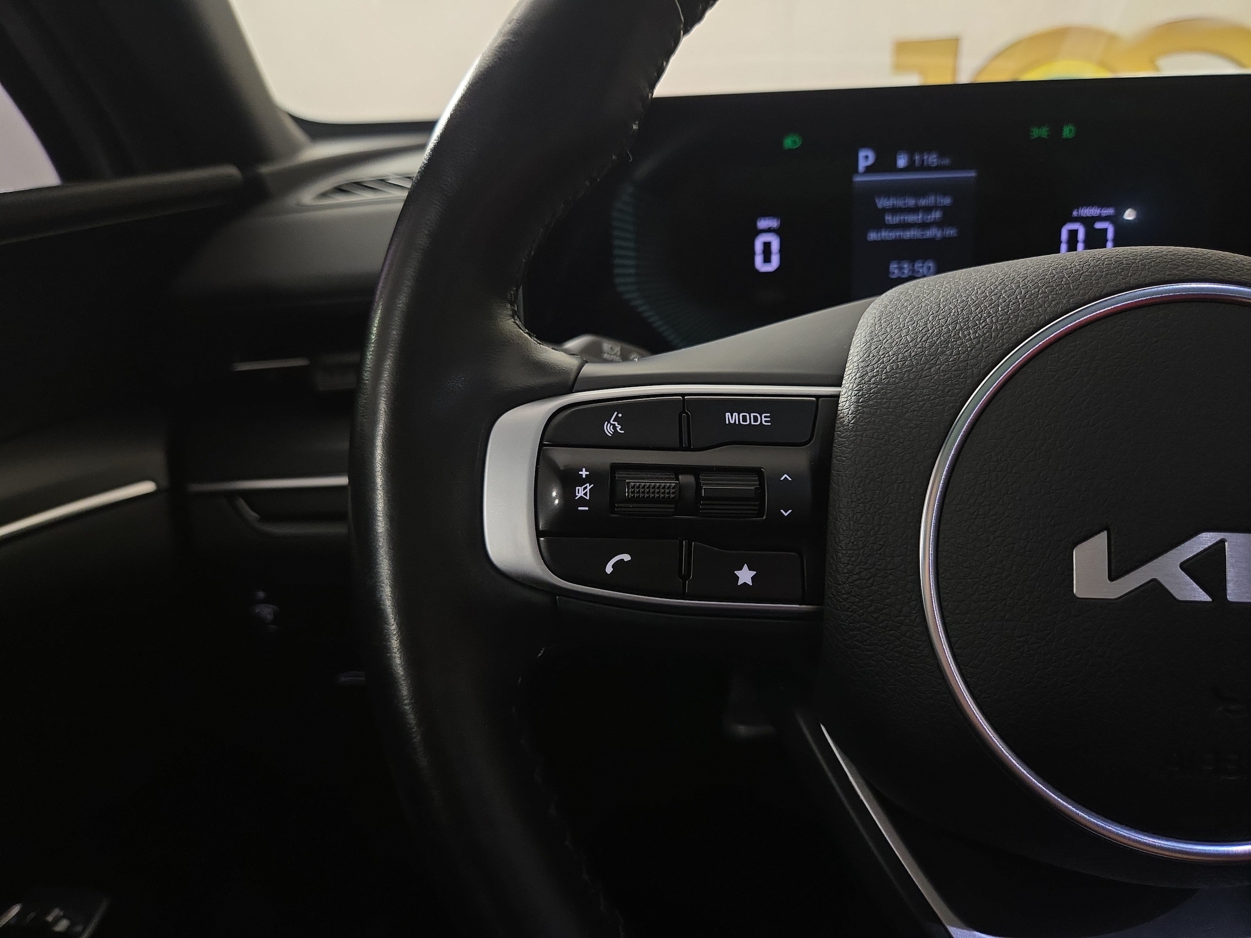 2025 Kia K5 GT-Line - Photo 14