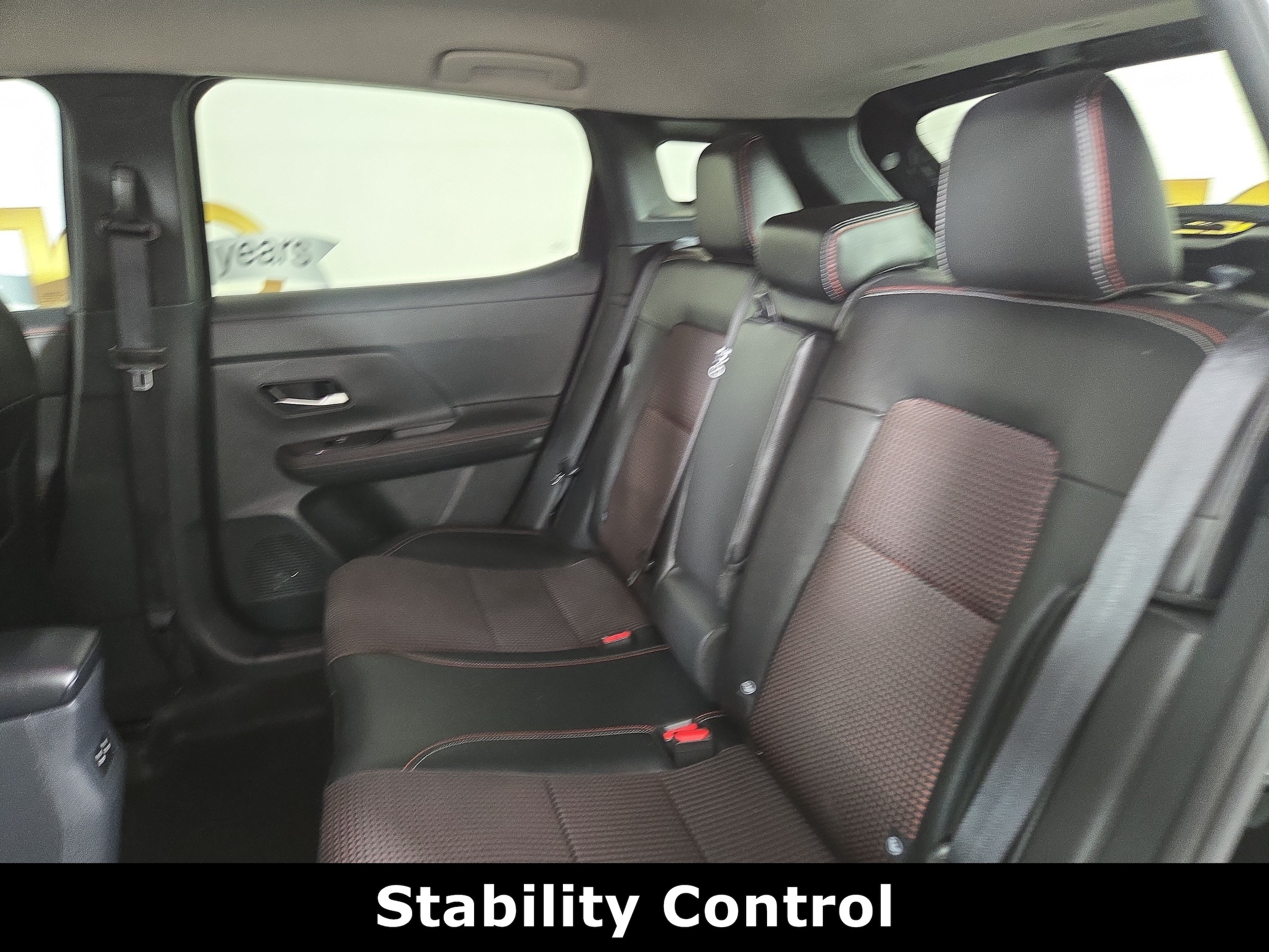 2025 Nissan Kicks SR AWD - Photo 12