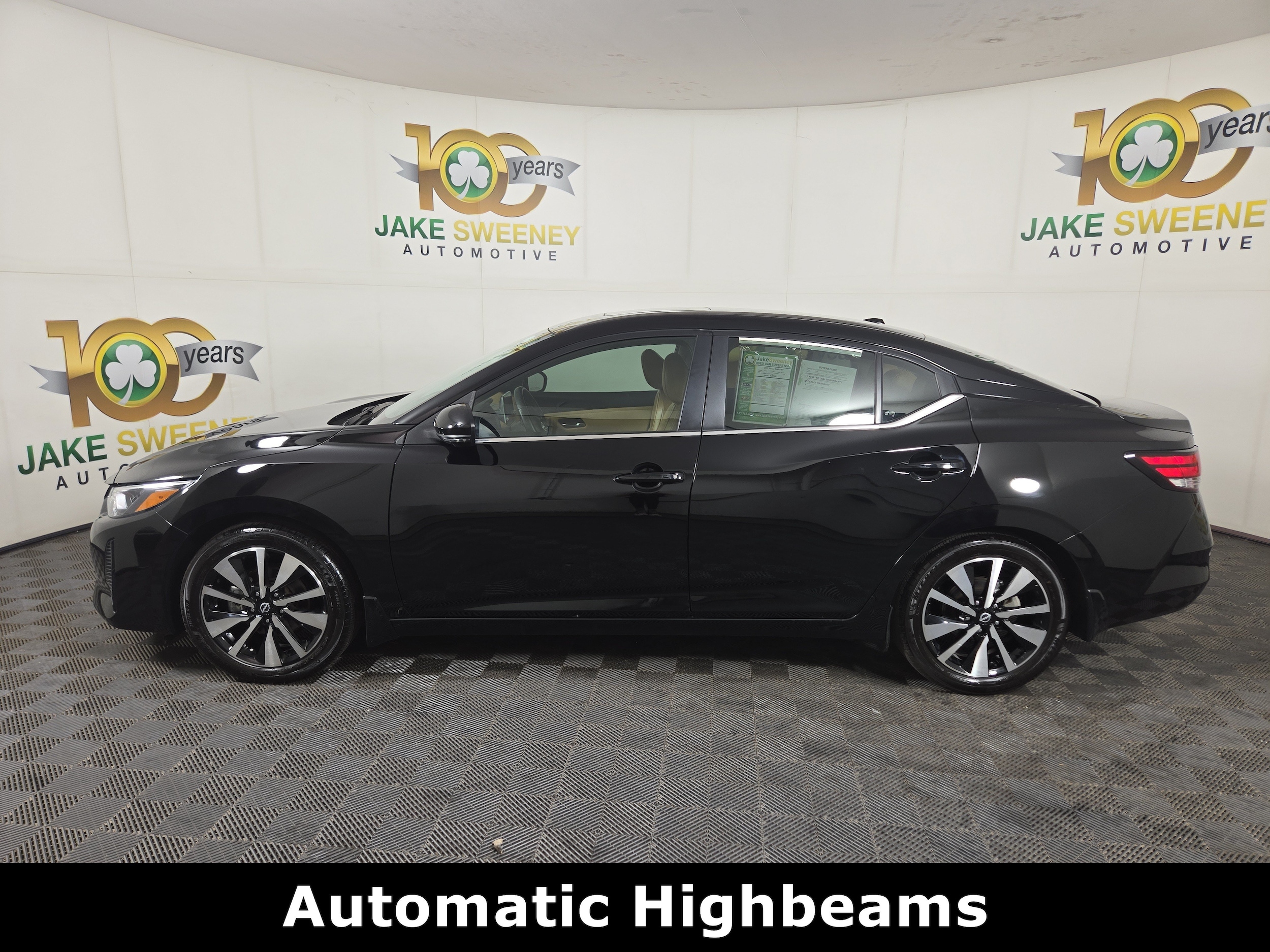 2025 Nissan Sentra SV - Photo 4
