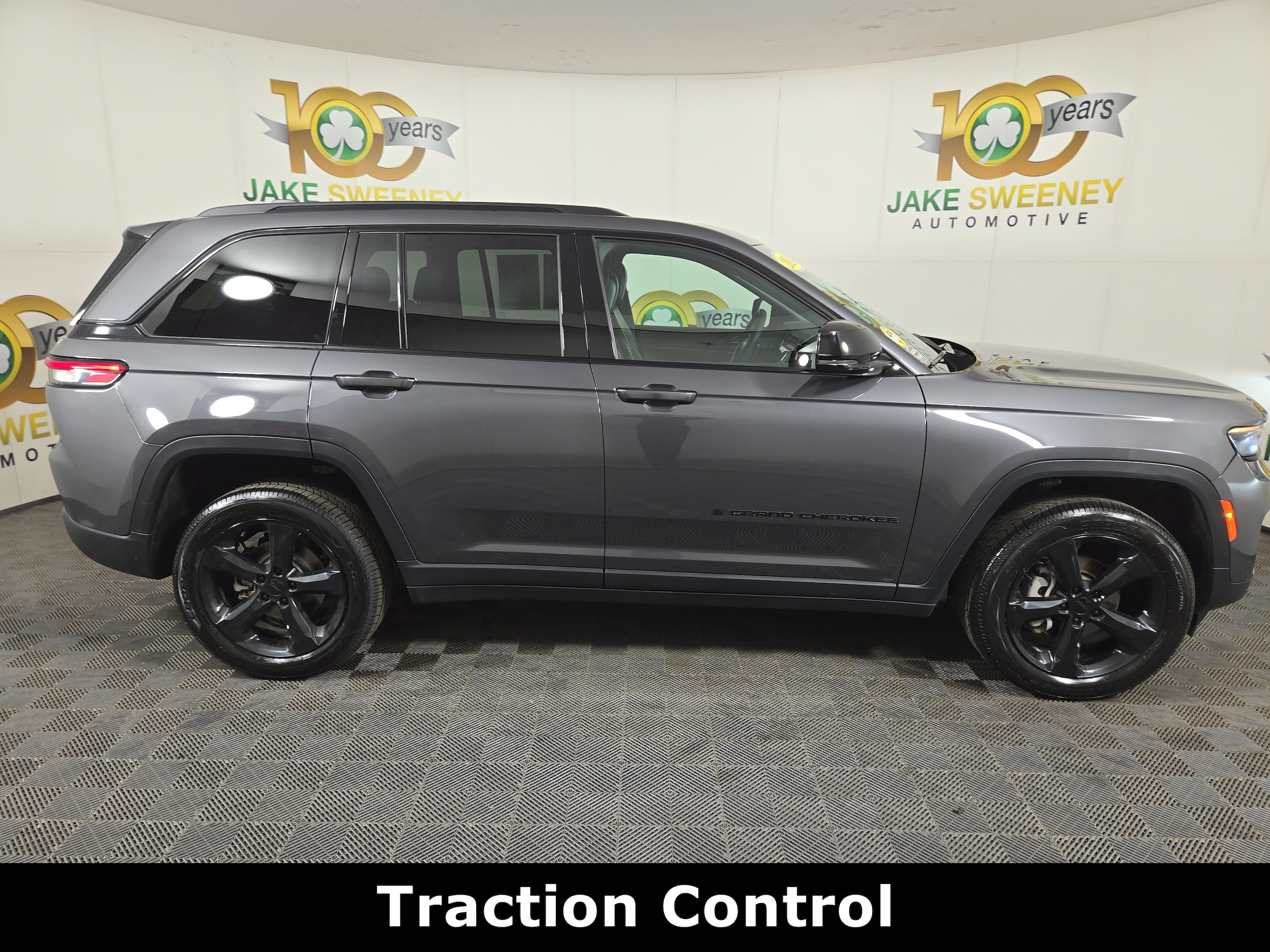 2024 Jeep Grand Cherokee Altitude - Photo 10