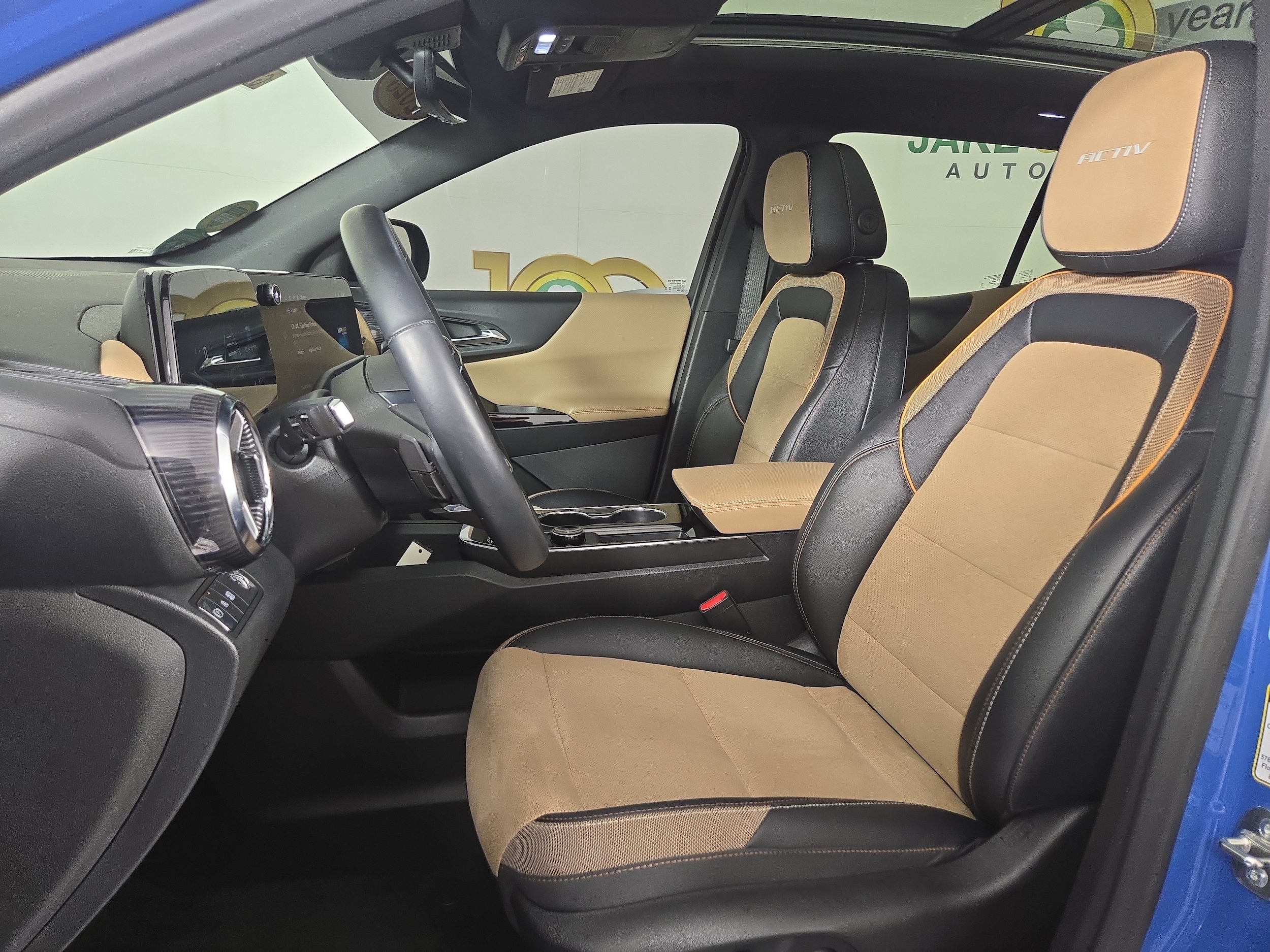 2025 Chevrolet Equinox ACTIV - Photo 11