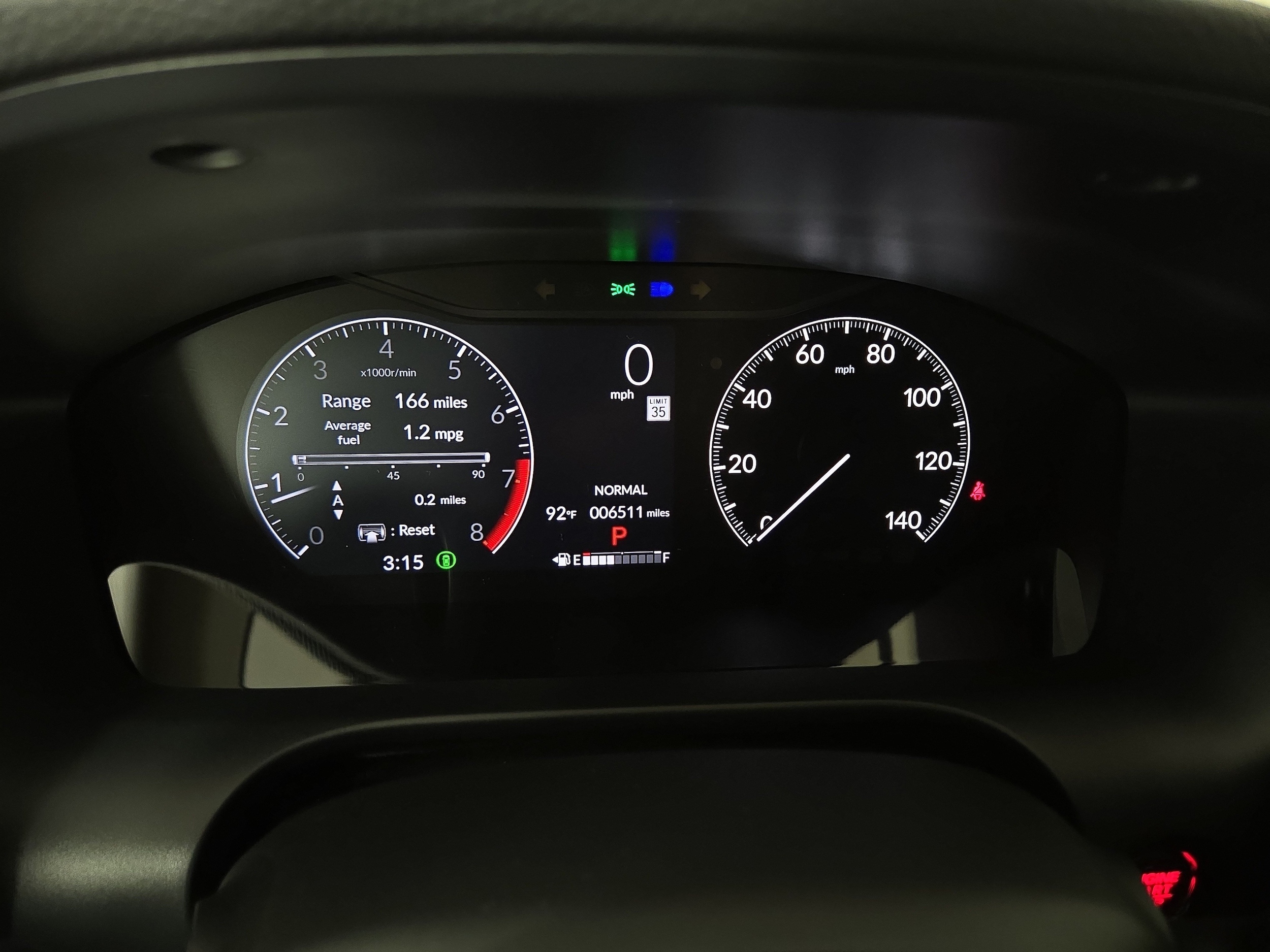 2025 Honda HR-V LX - Photo 17