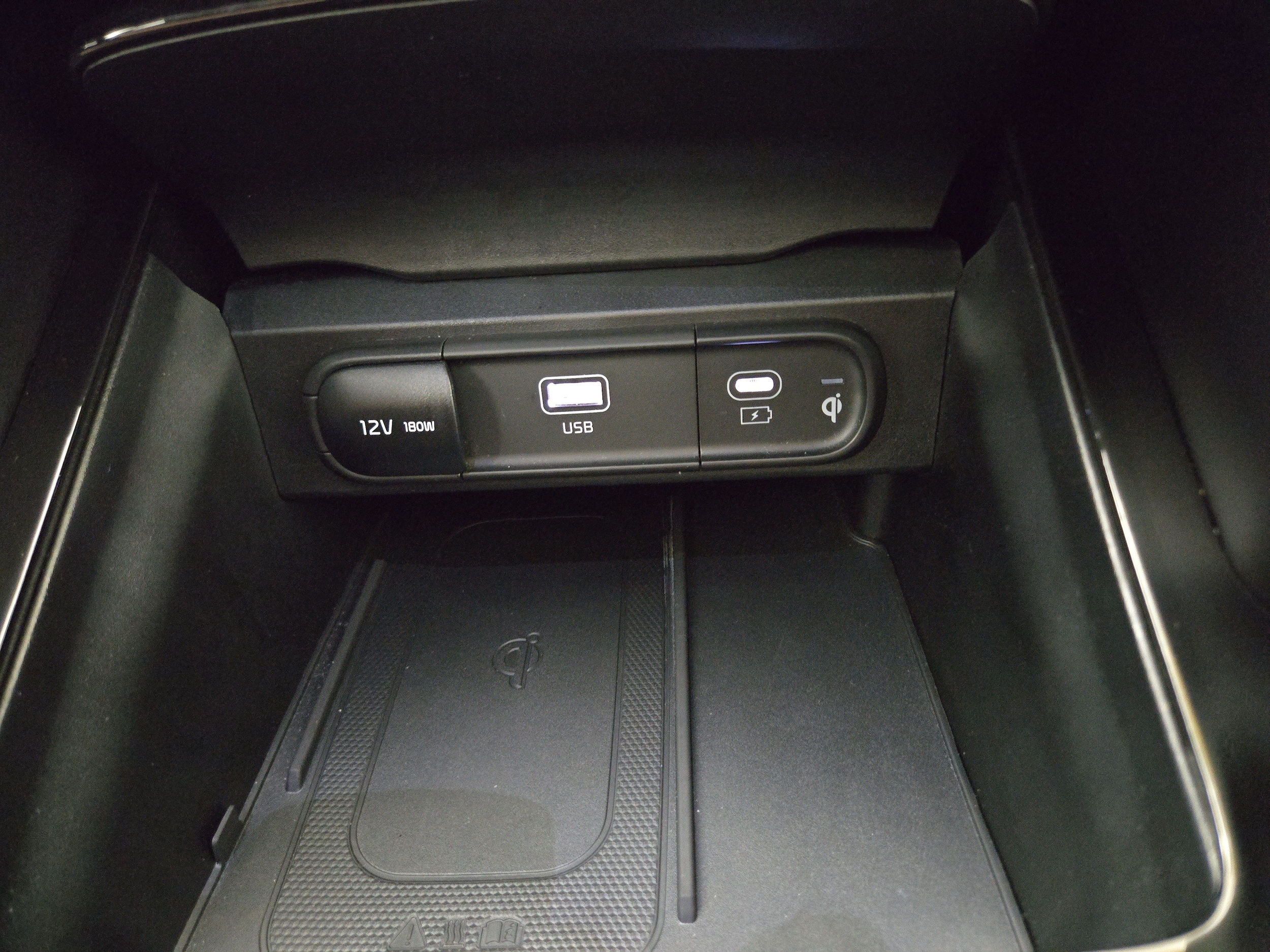 2025 Kia Telluride S - Photo 29