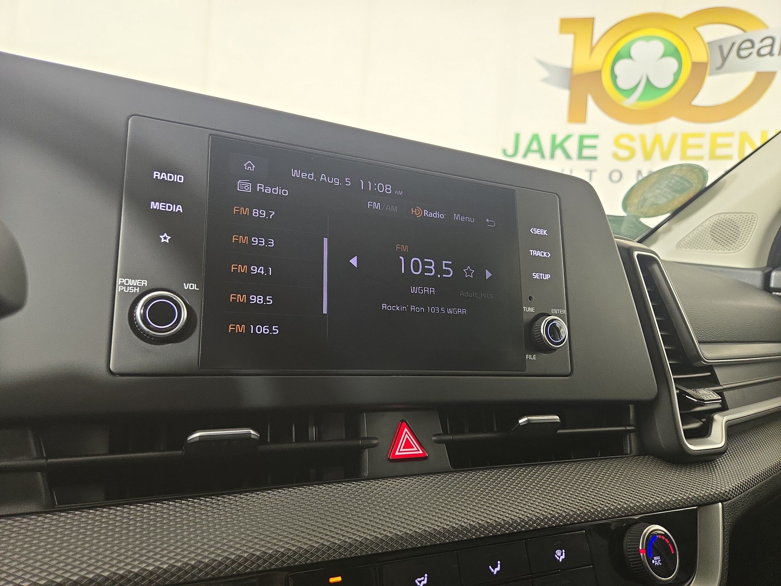 2023 Kia Sportage LX - Photo 19