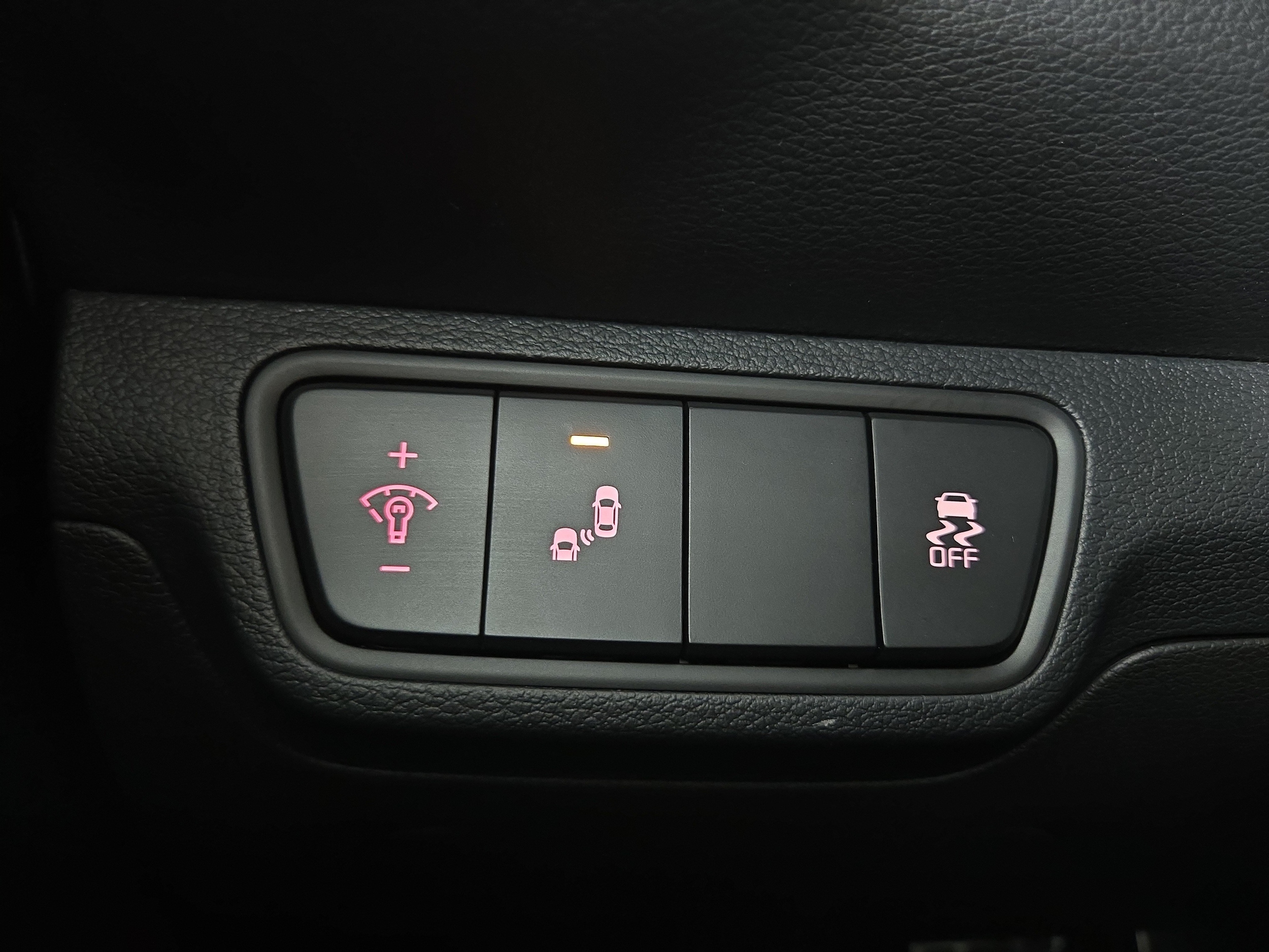 2024 Kia Forte GT-Line - Photo 26