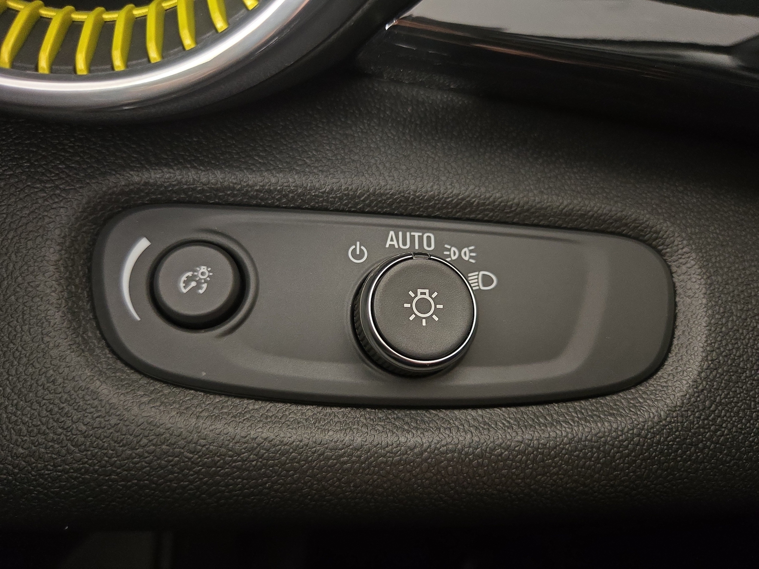 2024 Chevrolet Trax Activ - Photo 24