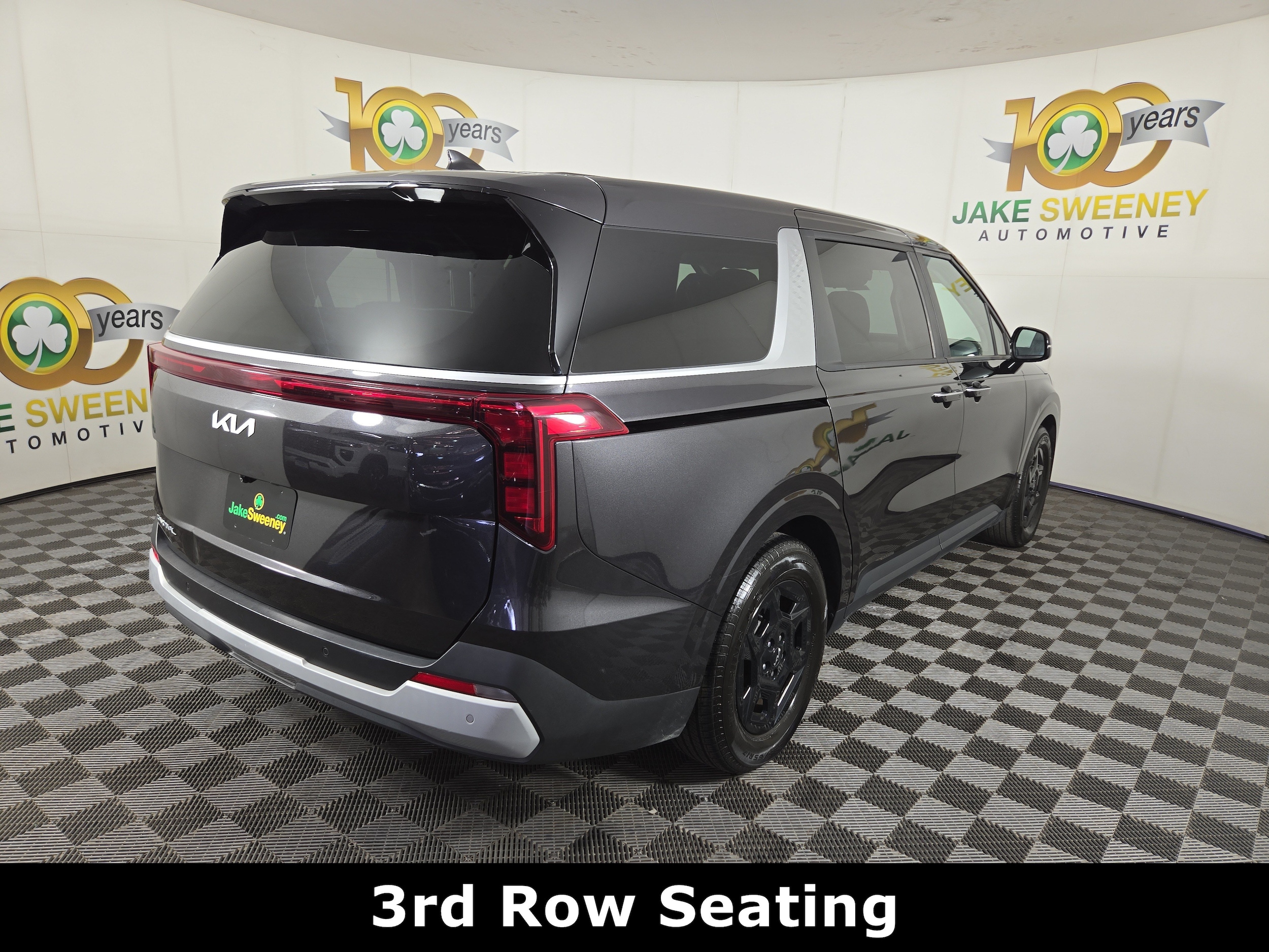 2025 Kia Carnival LXS - Photo 9