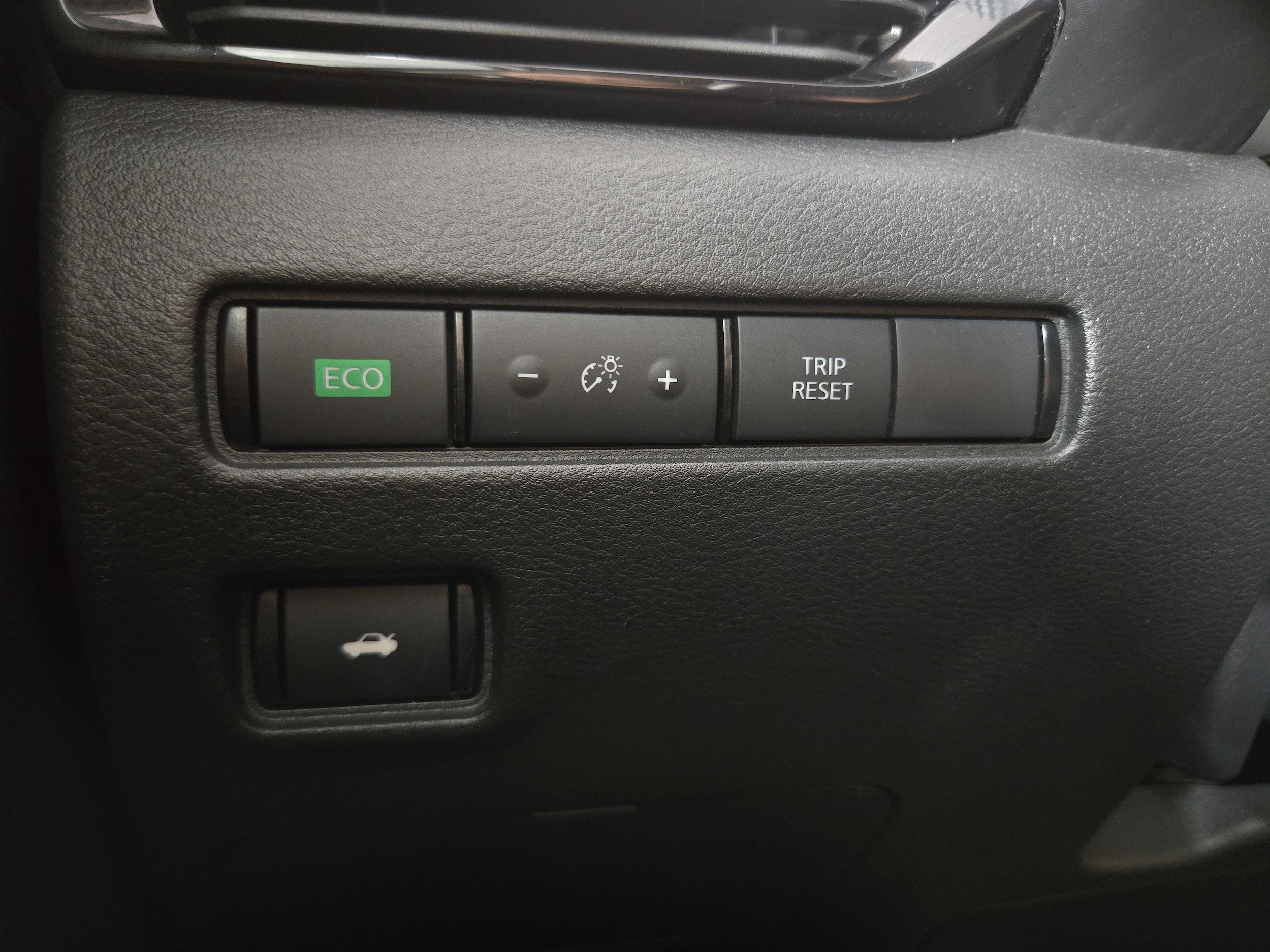 2025 Nissan Sentra SV - Photo 24