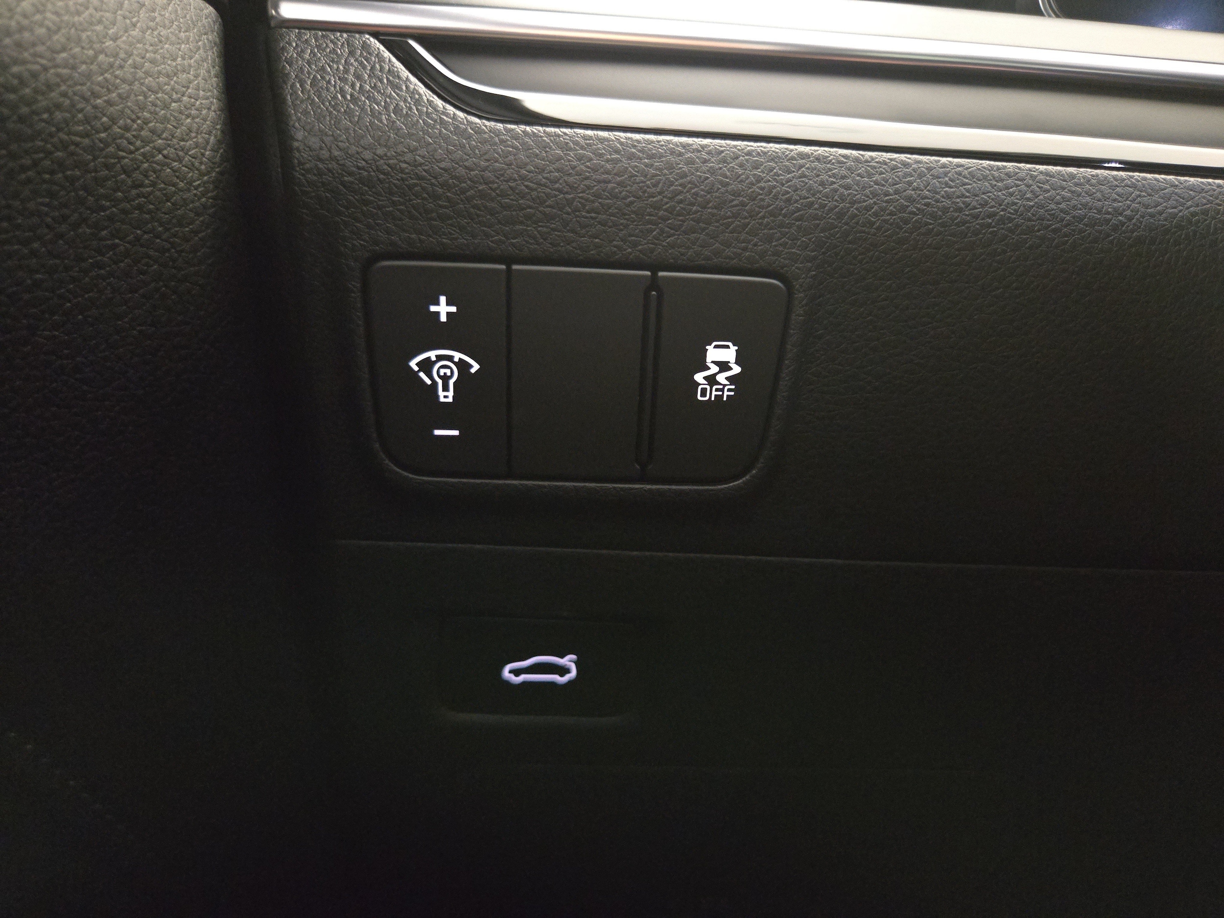 2025 Kia K5 GT-Line - Photo 25