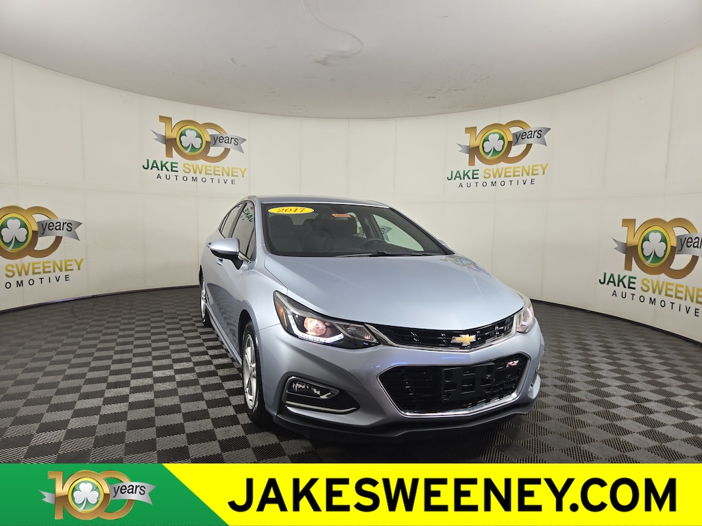 Used 2017 Chevrolet Cruze LT Car