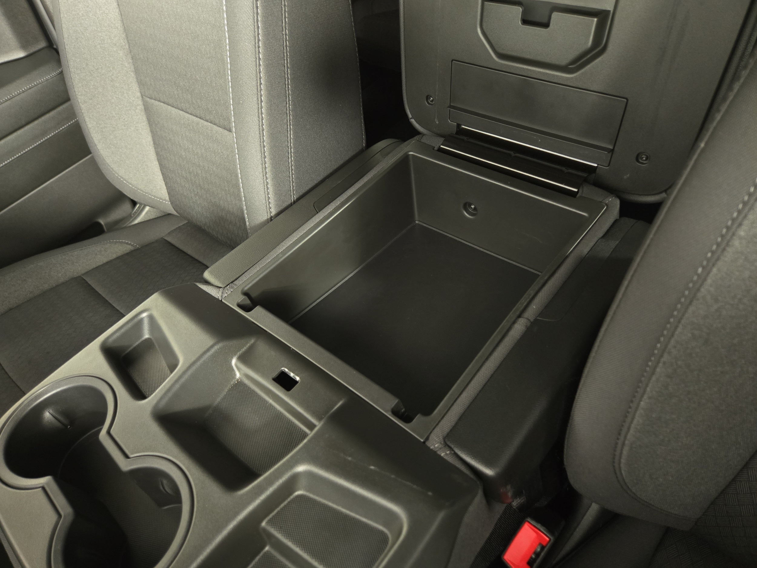 2024 Chevrolet Silverado 1500 LT - Photo 28