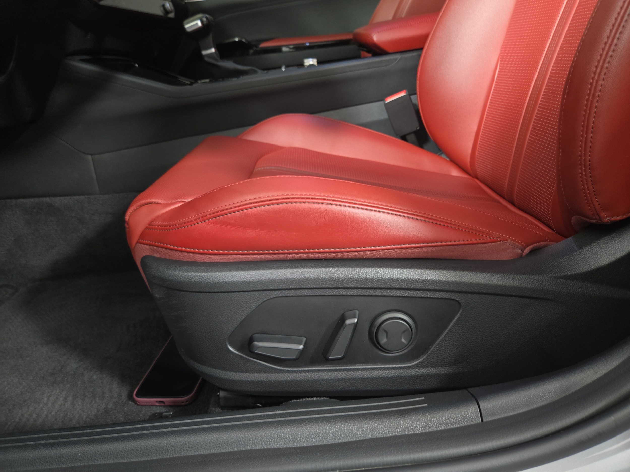 2025 Kia K5 GT-Line - Photo 31