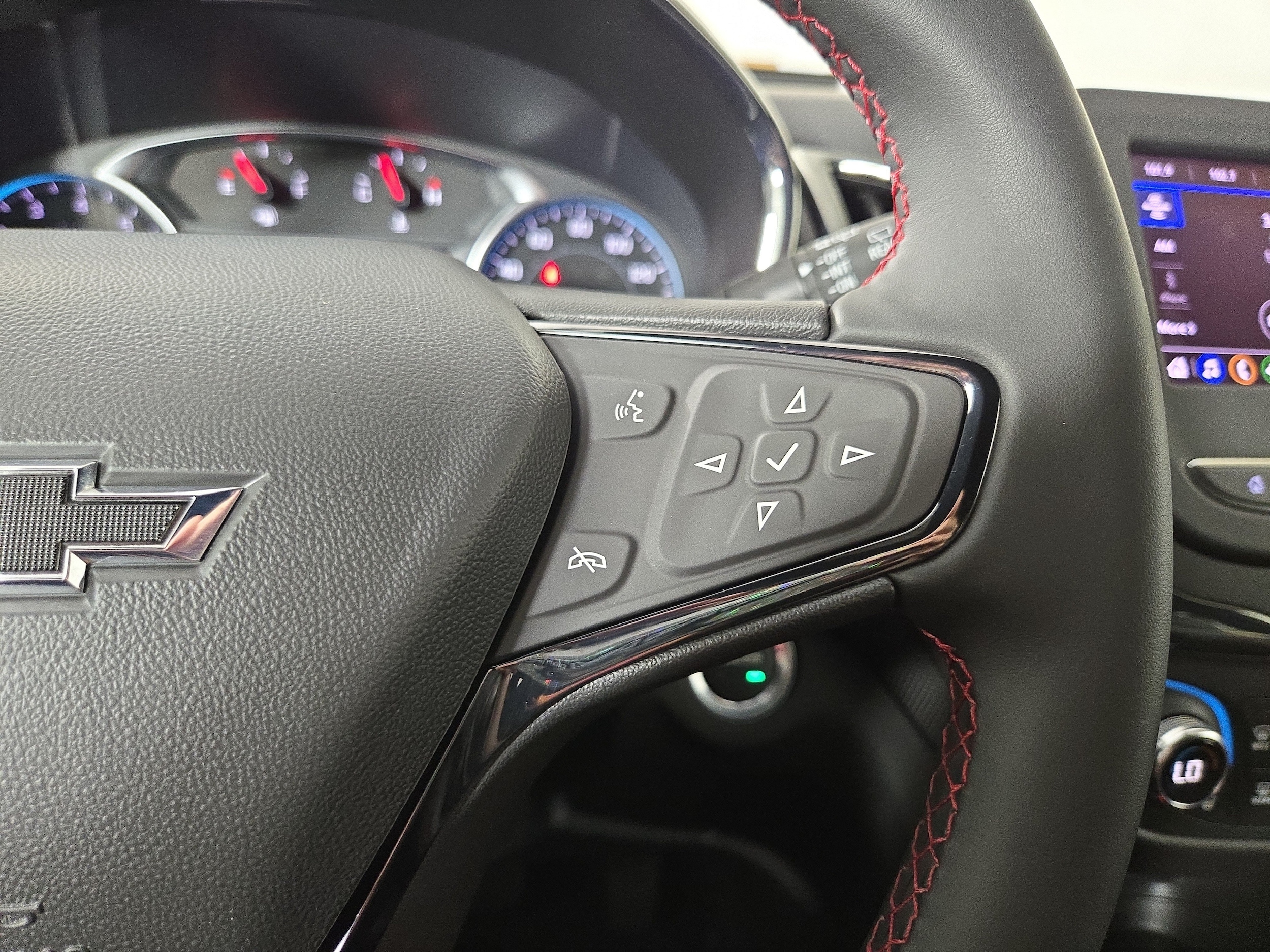 2024 Chevrolet Equinox RS - Photo 16