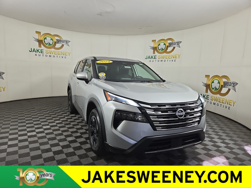 Used 2024 Nissan Rogue SV SUV