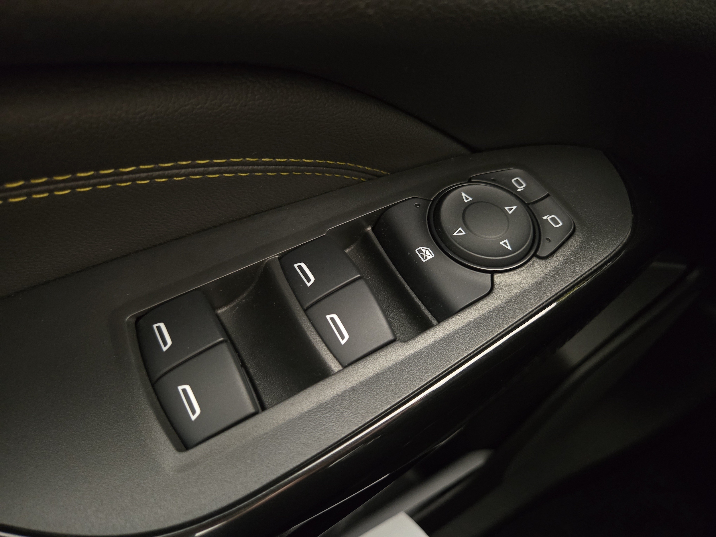 2024 Chevrolet Trax Activ - Photo 25
