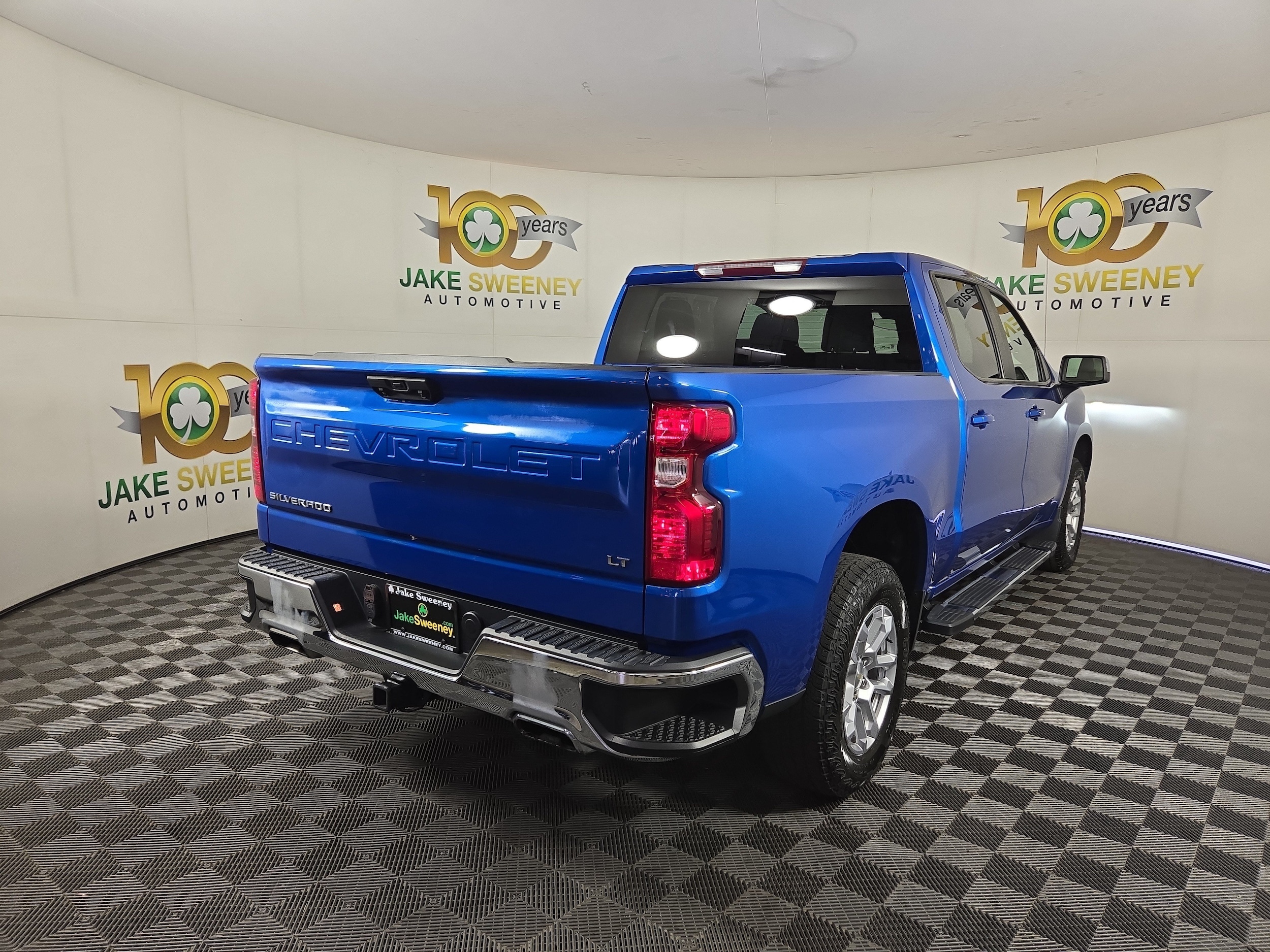 2024 Chevrolet Silverado 1500 LT - Photo 9
