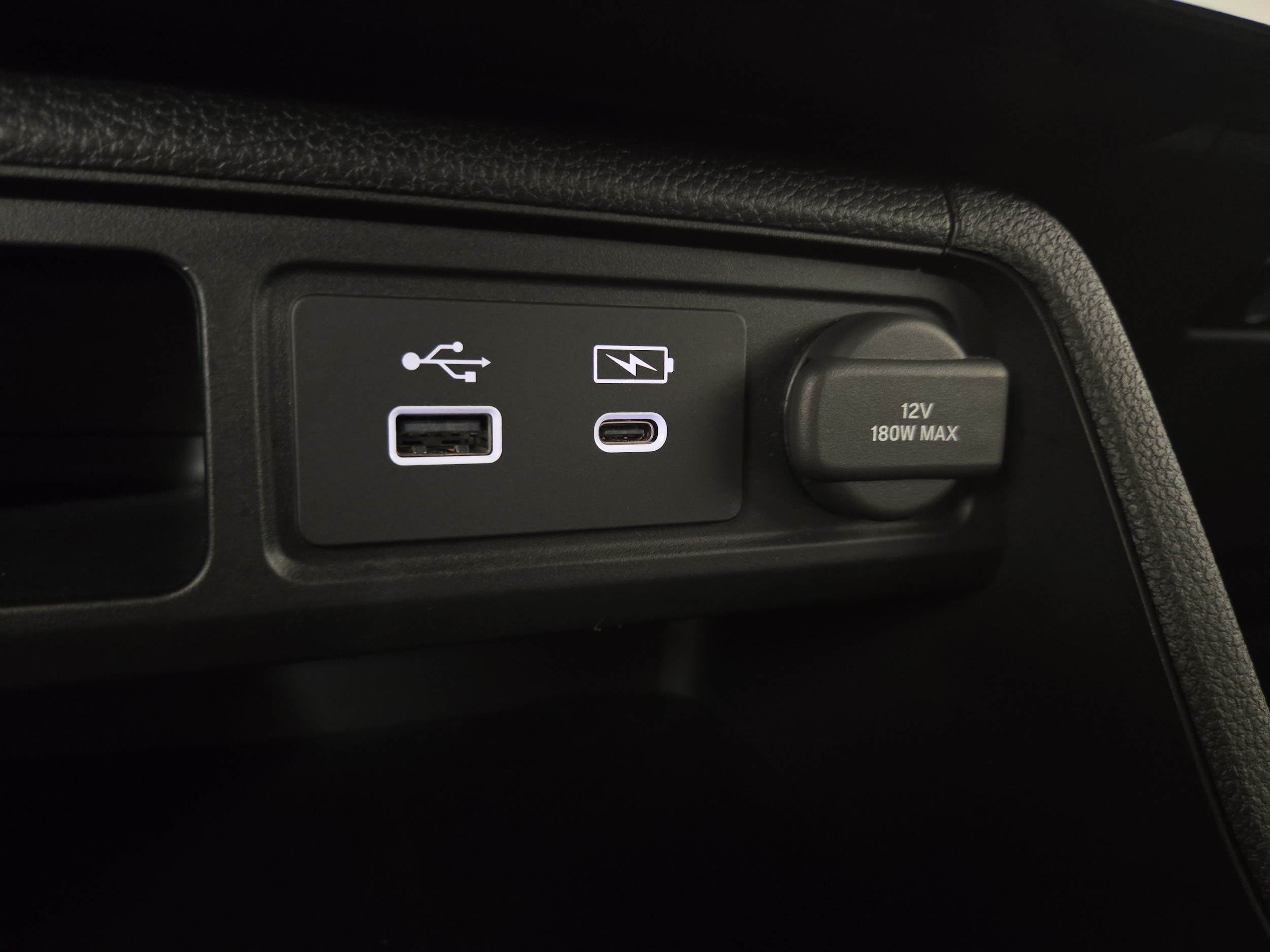 2025 Honda Pilot Sport - Photo 28