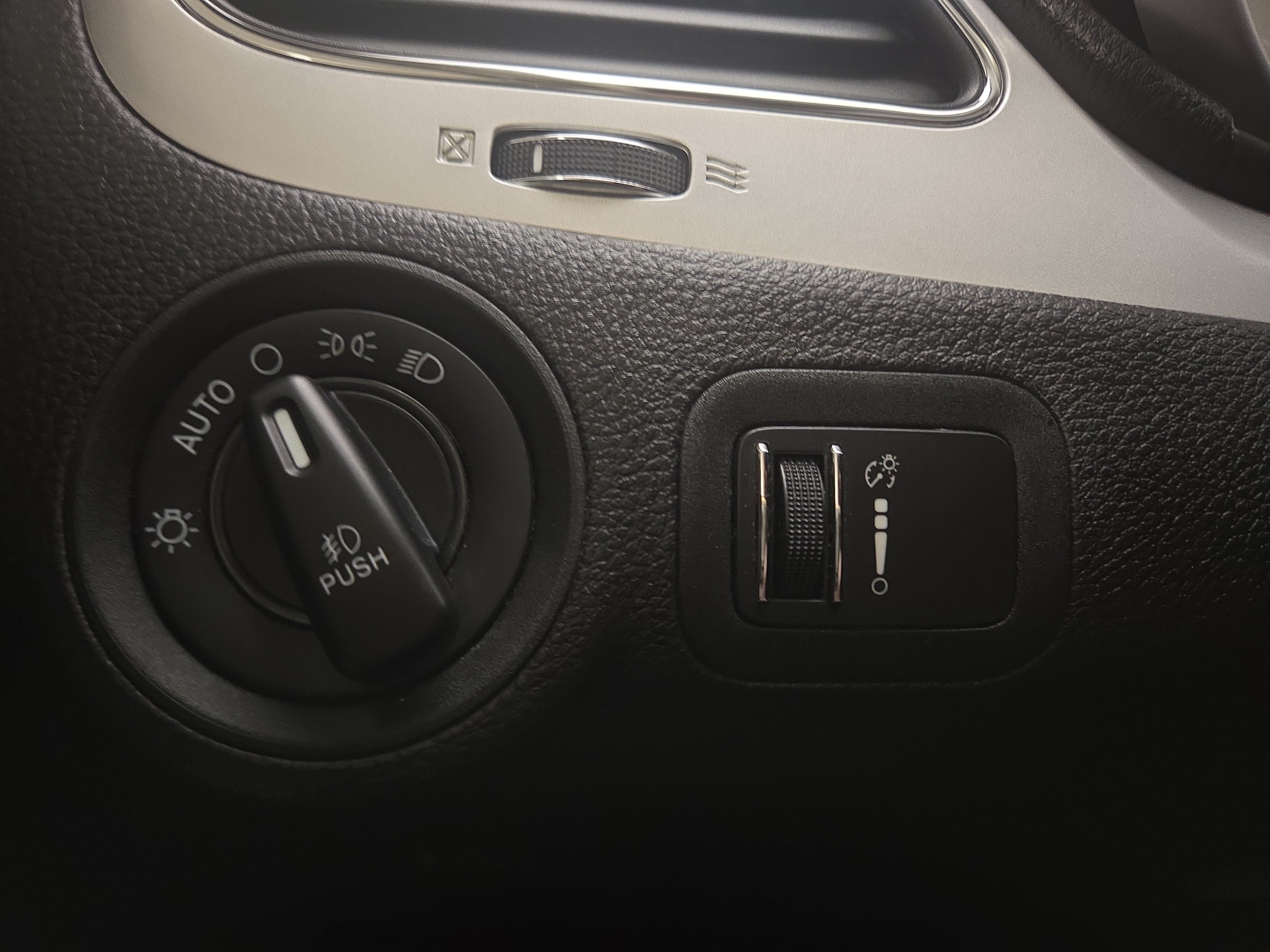 2019 Dodge Journey SE - Photo 25
