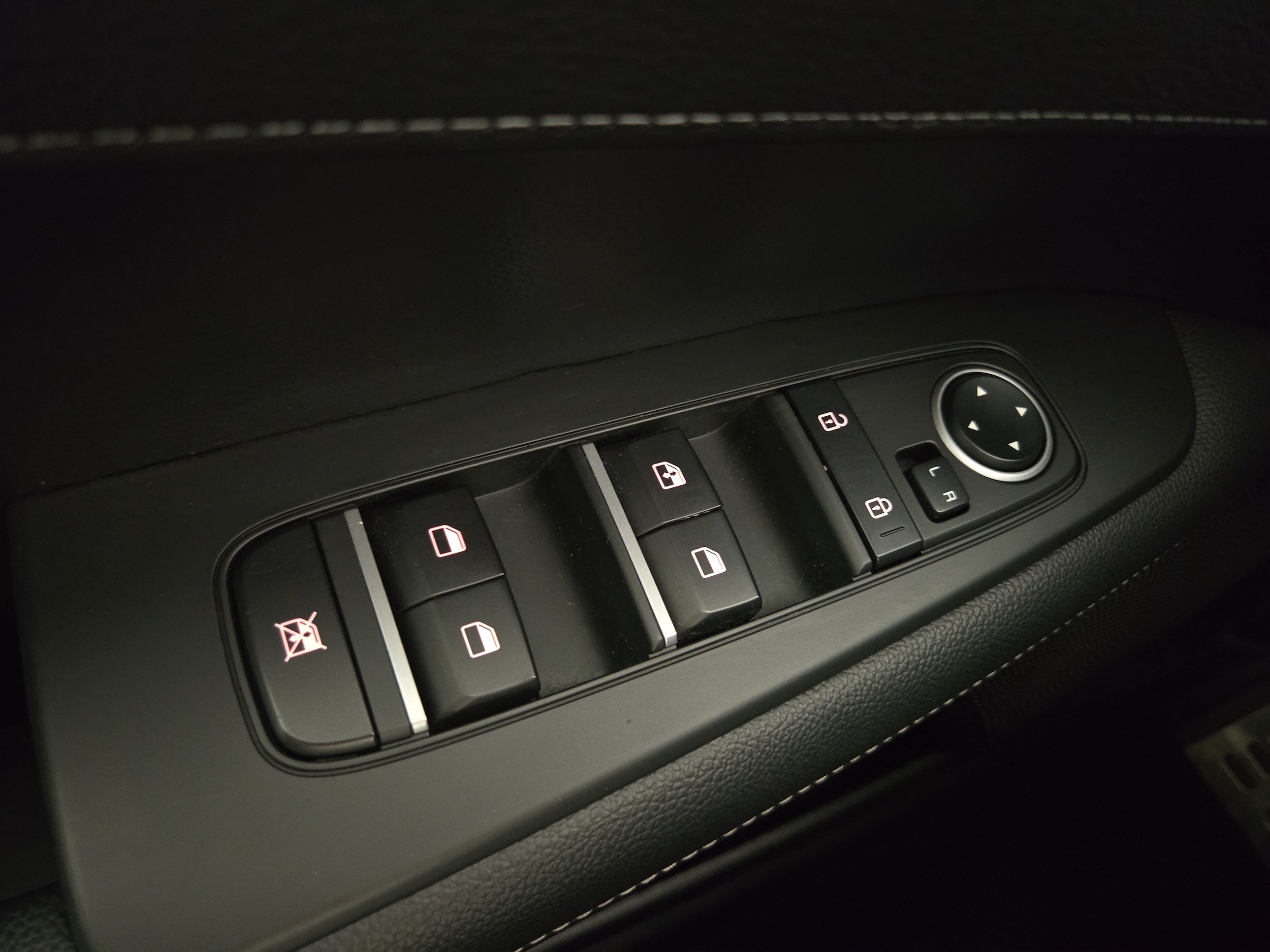 2024 Kia Forte GT-Line - Photo 27