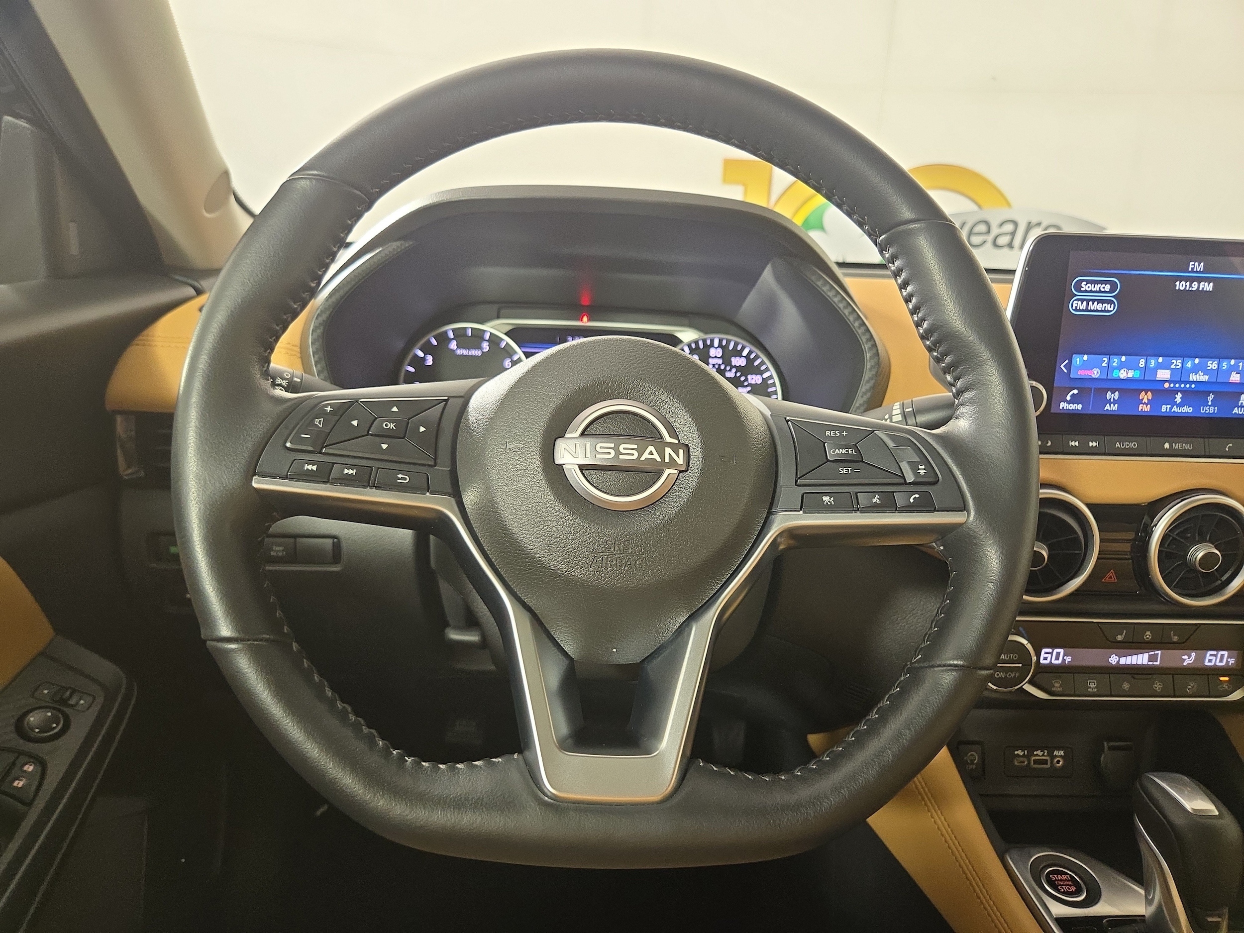 2025 Nissan Sentra SV - Photo 13