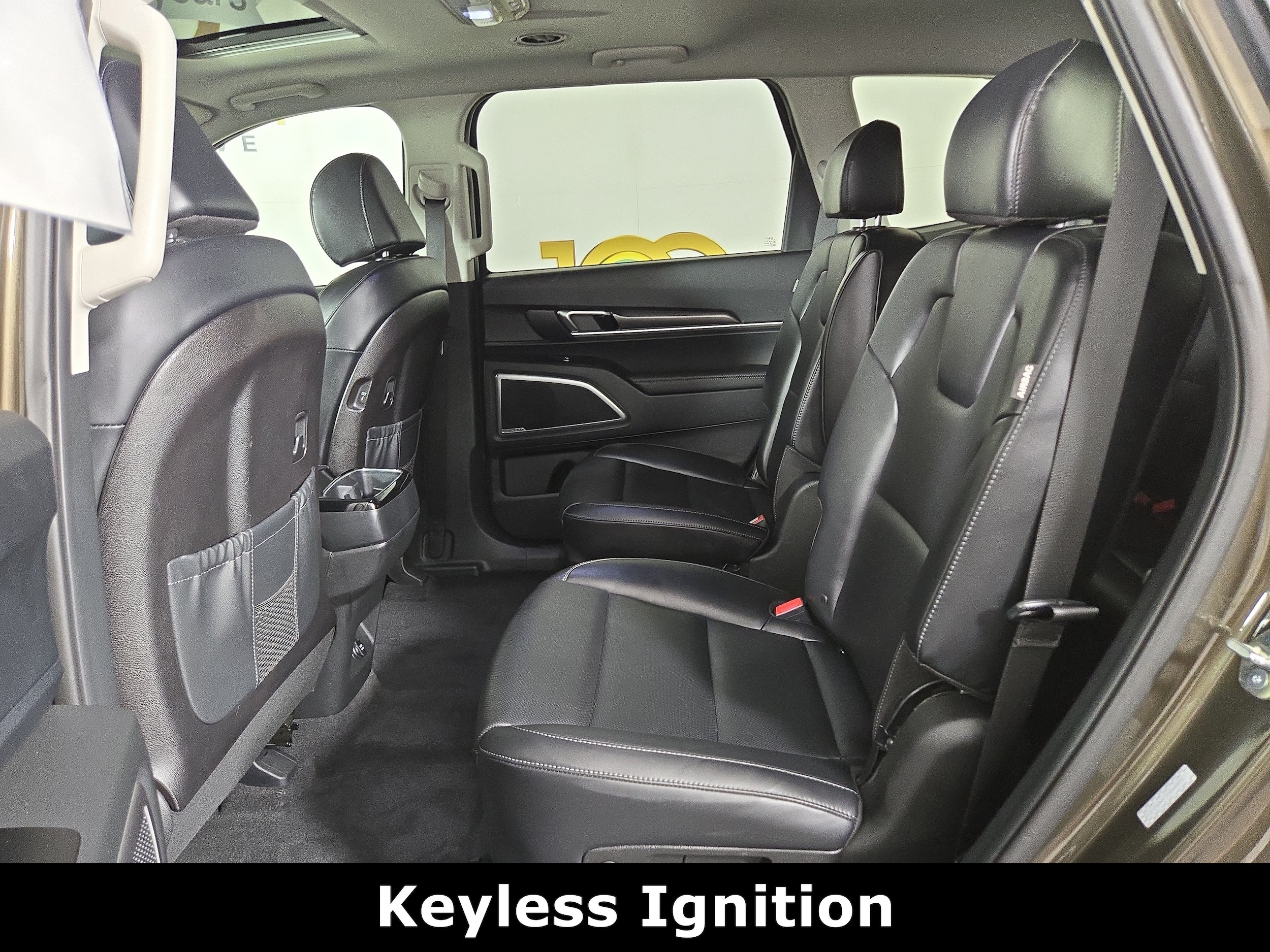 2025 Kia Telluride S - Photo 11