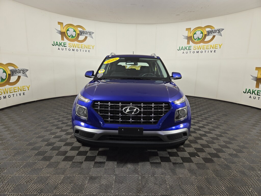 Used 2025 Hyundai Venue SEL SUV